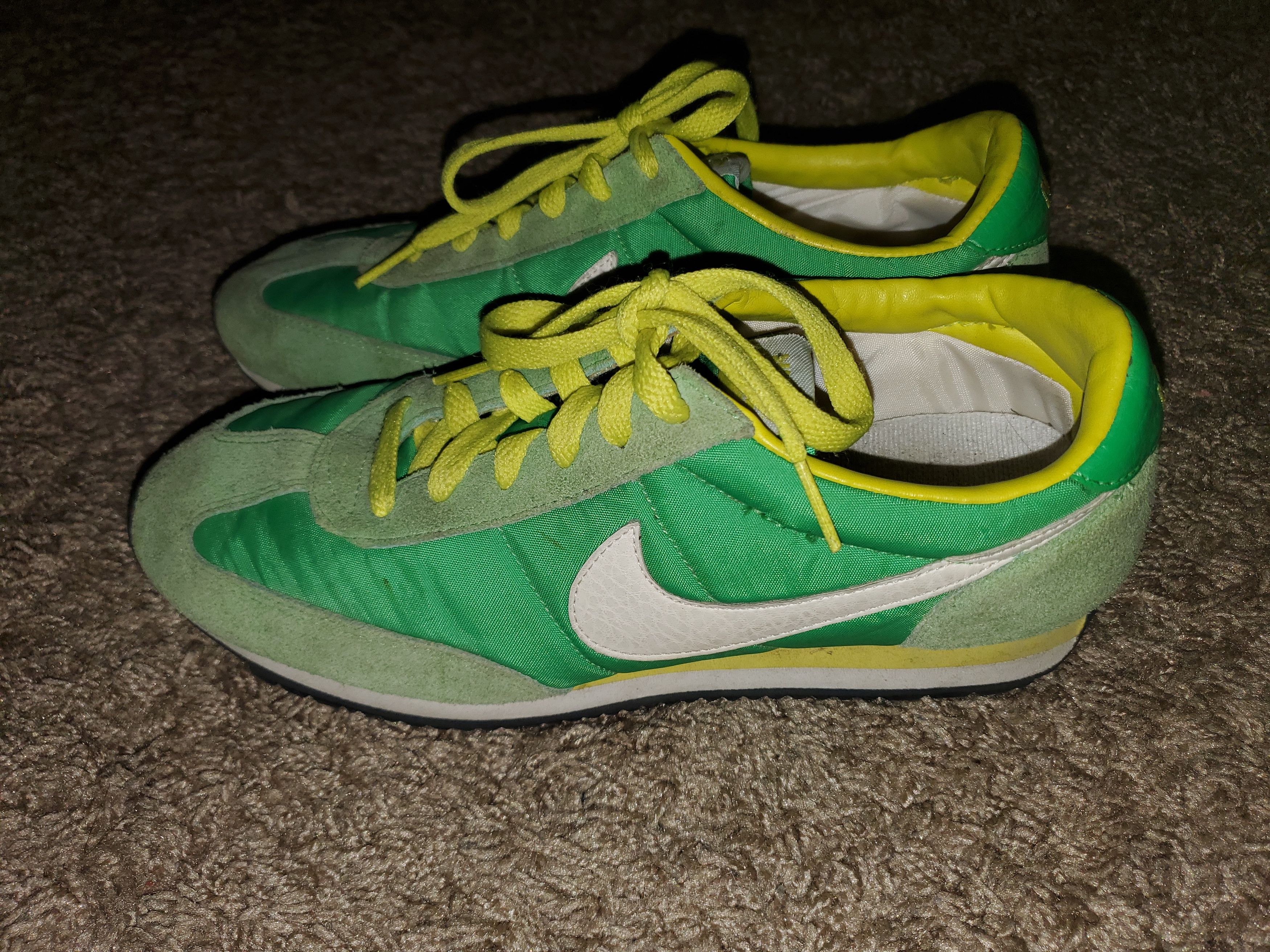 Nike Vintage Women's Oceania Green & Yellow Nikes (size 8) Size US 8 / IT 38 - 3 Thumbnail