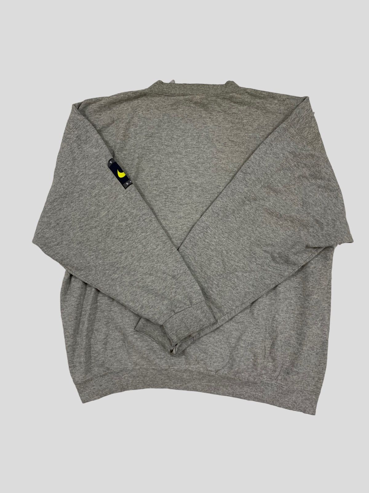 Vintage VINTAGE NIKE MICHIGAN FOOTBALL SWEATSHIRT Size US M / EU 48-50 / 2 - 4 Thumbnail