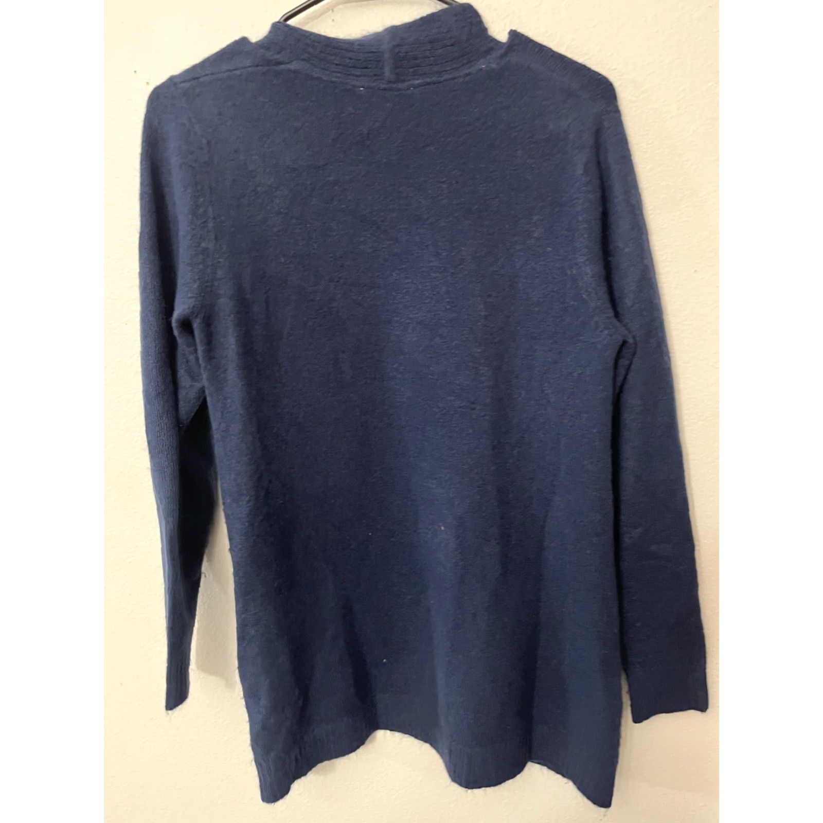 Vintage Isaac Mizrahi Live! Sweater Adult XS Navy Blue Open Front Cardigan Rib Detail Front Pockets Semi-Fitted Womens Size XS / US 0-2 / IT 36-38 - 2 Thumbnail