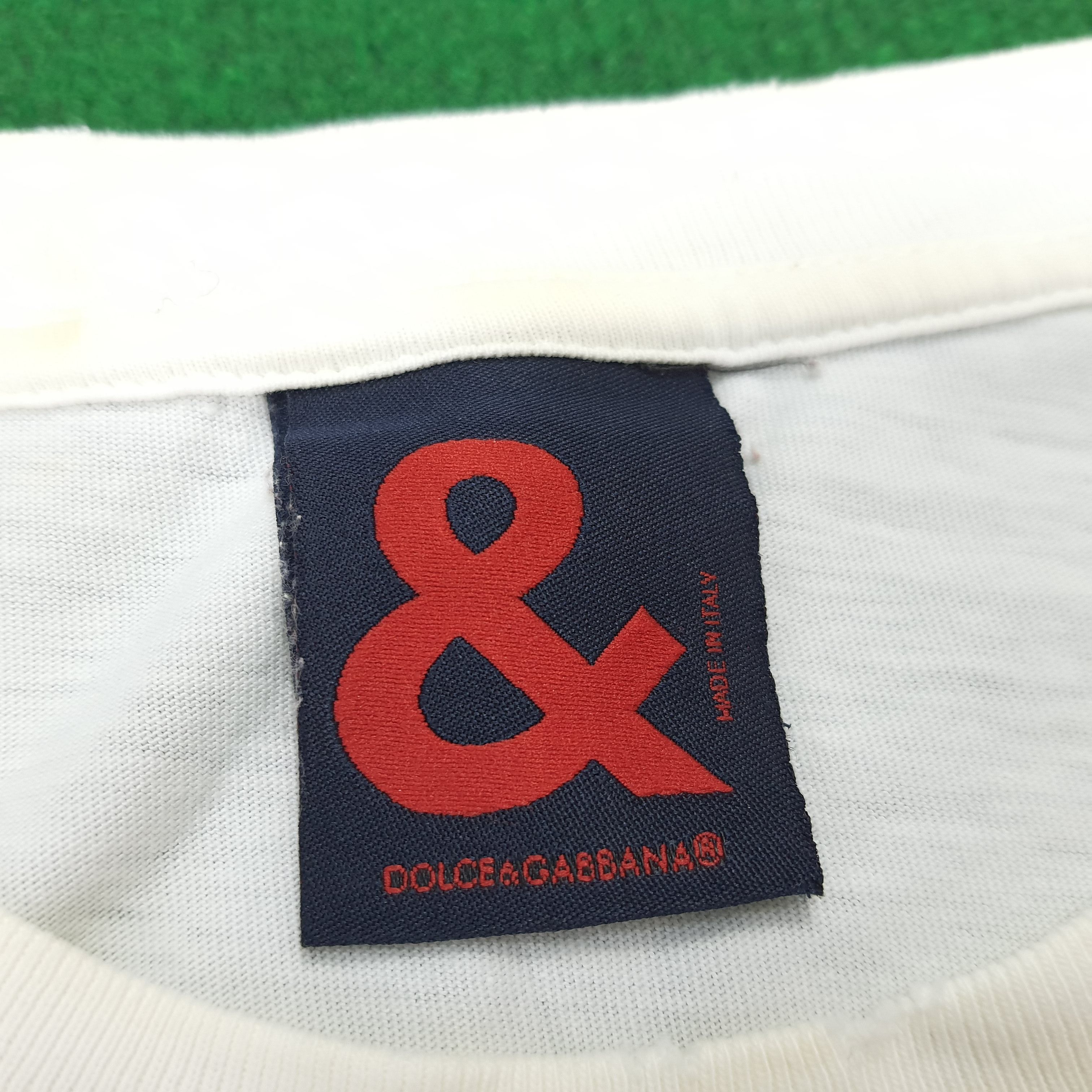 Vintage Vintage Dolce & Gabbana Pocket Tees Size US M / EU 48-50 / 2 - 5 Thumbnail