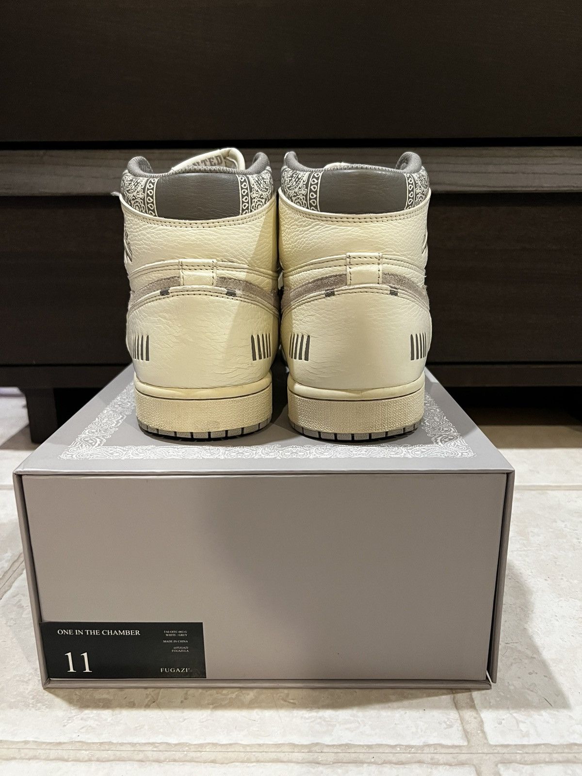 Fugazi Fugazi One in the Chamber Jordan 1 Shoe Size US 11 / EU 44 - 4 Thumbnail