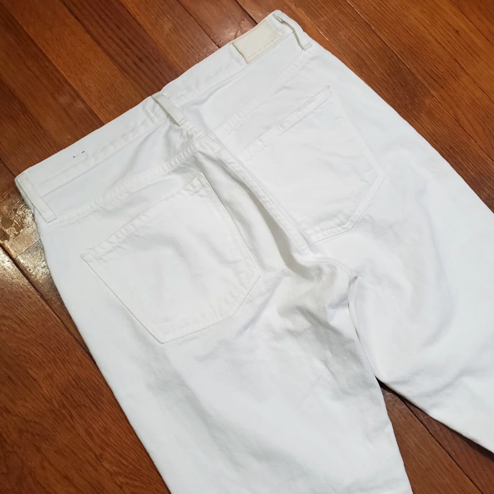 Citizens Of Humanity VINTAGE Citizens of Humanity Jeans Womens Liya White 28 High Rise Button Fly Cropped Distressed 26in Inseam Denim 100% Cotton USA Womens Size 28" / US 6 / IT 42 - 3 Thumbnail