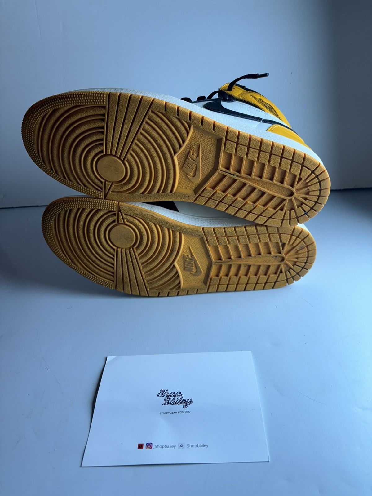 Jordan Brand Jordan 1 Reto High OG Taxi Size US 11.5 / EU 44-45 - 4 Thumbnail