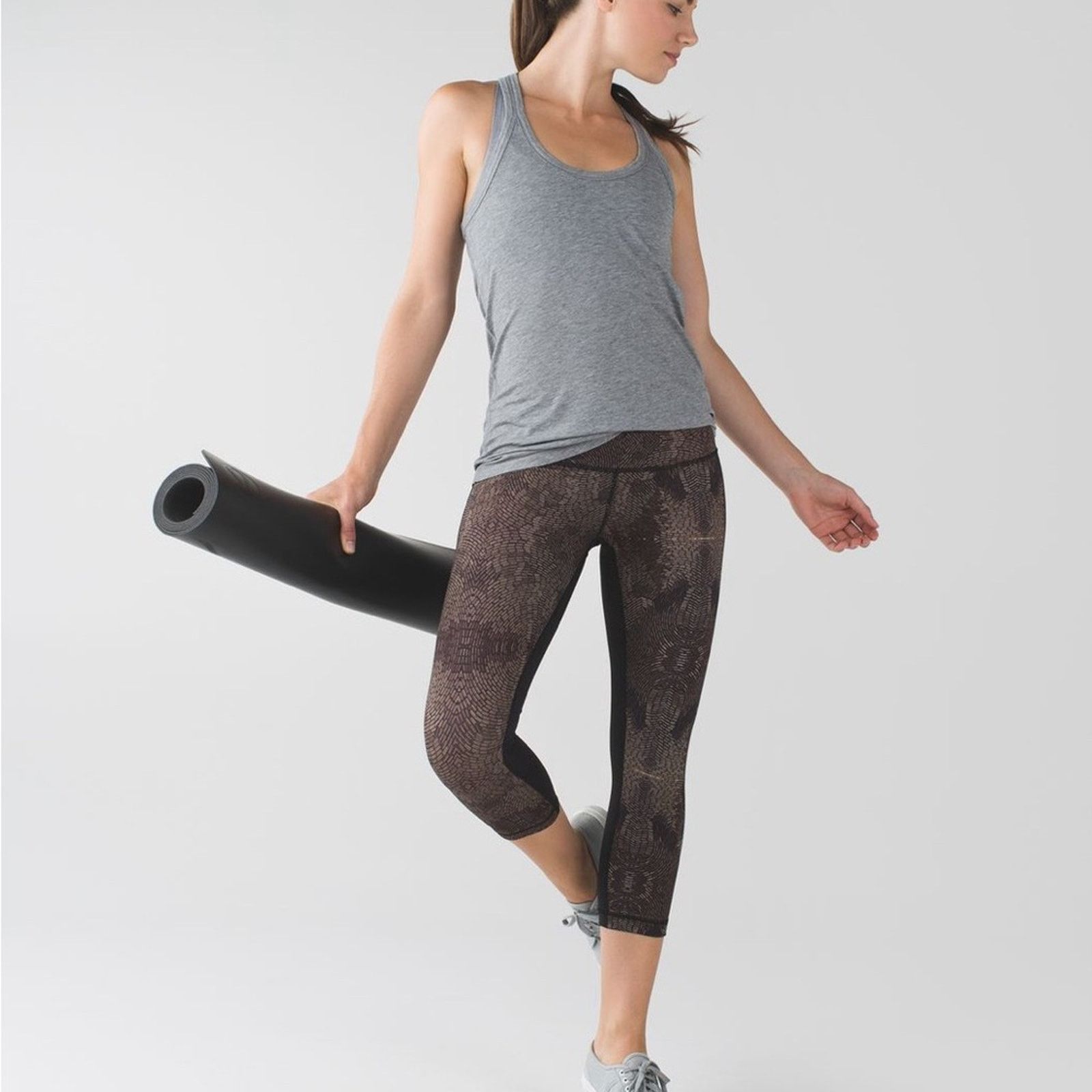Lululemon LULULEMON Wunder Under Crop Bead Envy Black Low Rise Legging Size 28" / US 6 / IT 42 - 13 Thumbnail