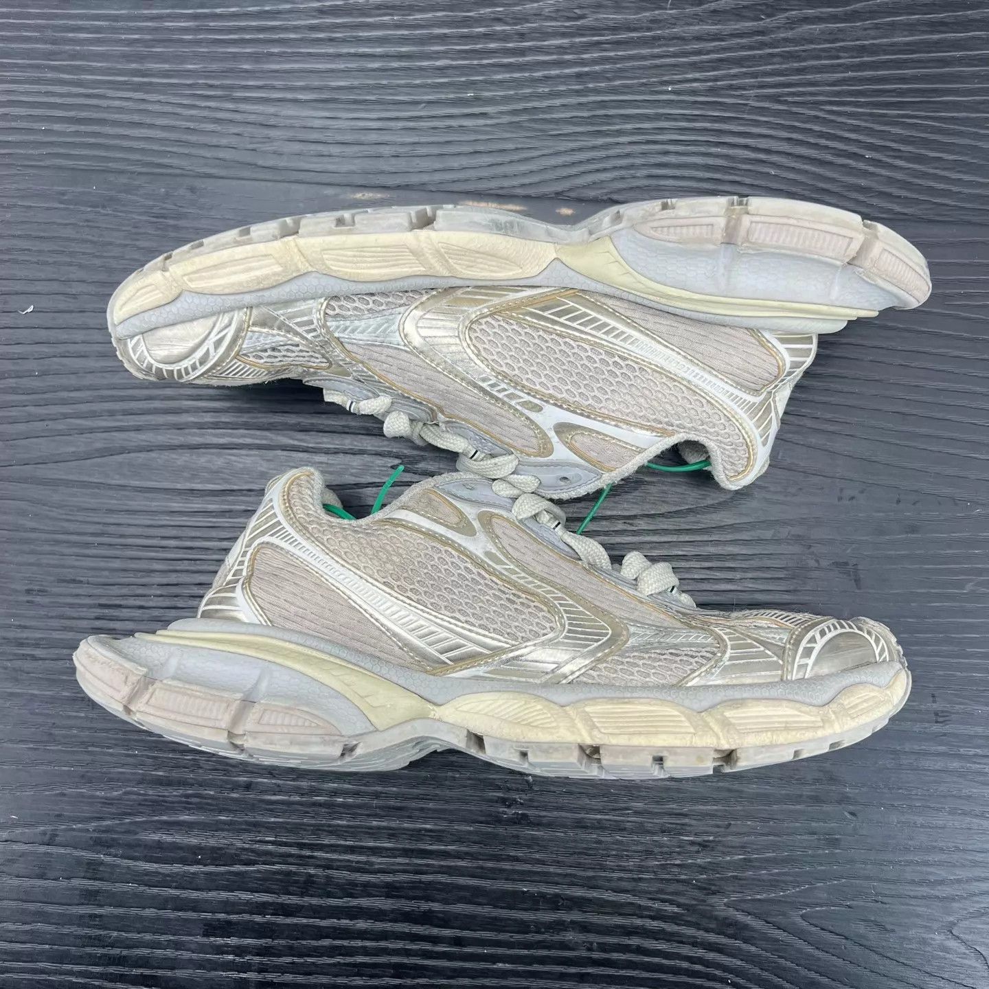 Balenciaga Balenciaga 3xl Light Beige Shoes Size 40 New Size US 7 / EU 40 - 3 Thumbnail