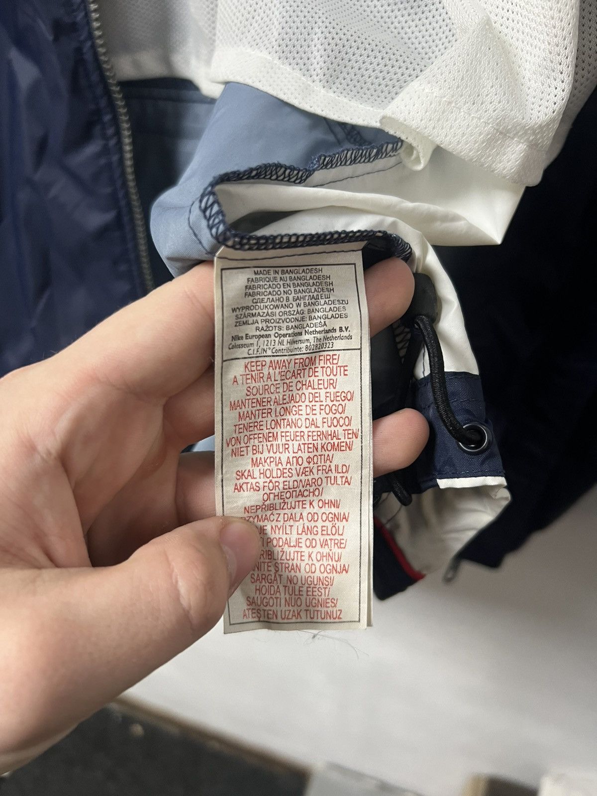 Nike Vintage Nike Nylon Jacket 90’s Drill Y2K Swoosh Size US S / EU 44-46 / 1 - 5 Thumbnail