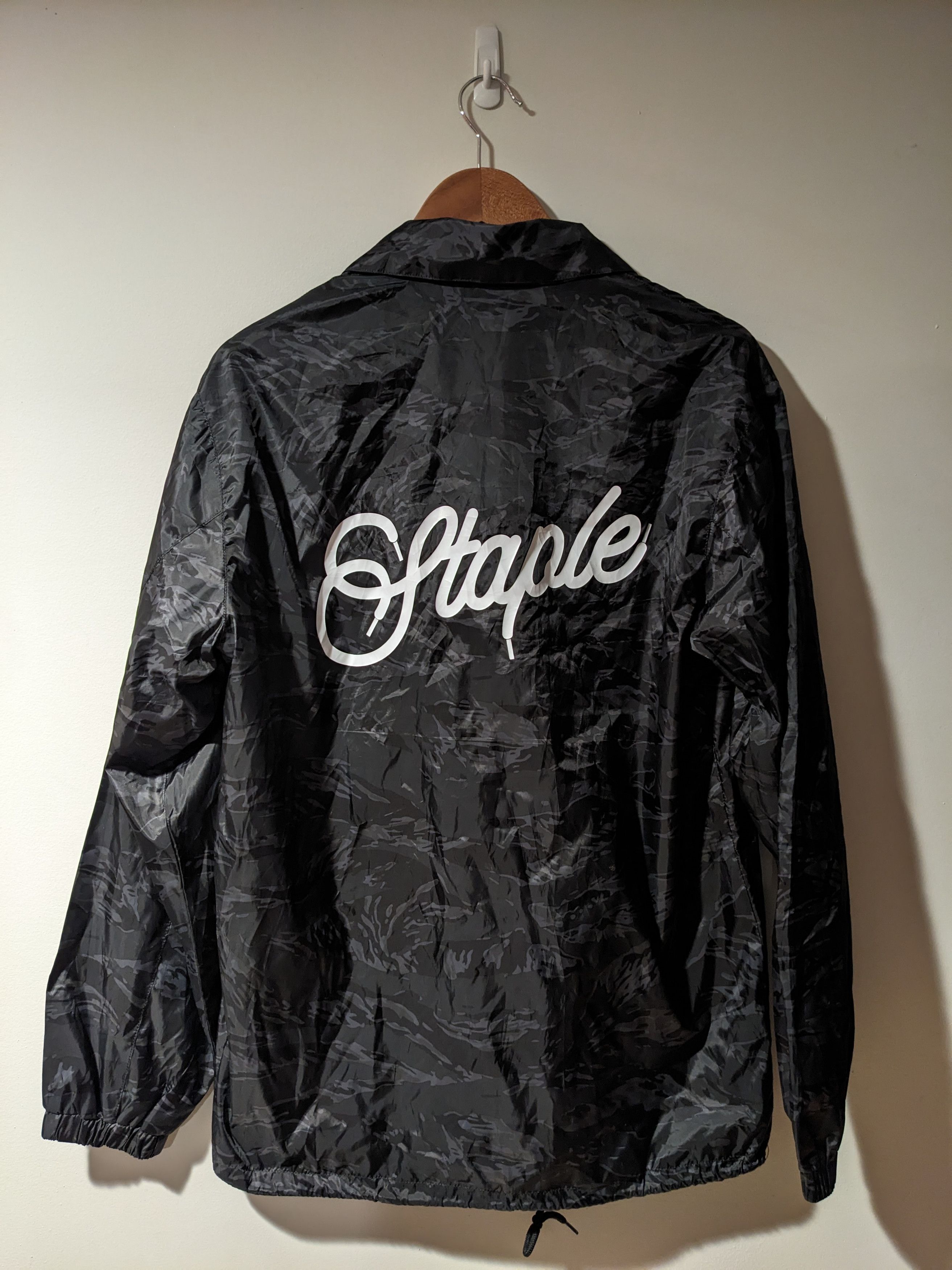 Designer × Staple Staples Pigeon NWT Medium Black Camo Windbreaker Jacket Size US M / EU 48-50 / 2 - 1 Thumbnail