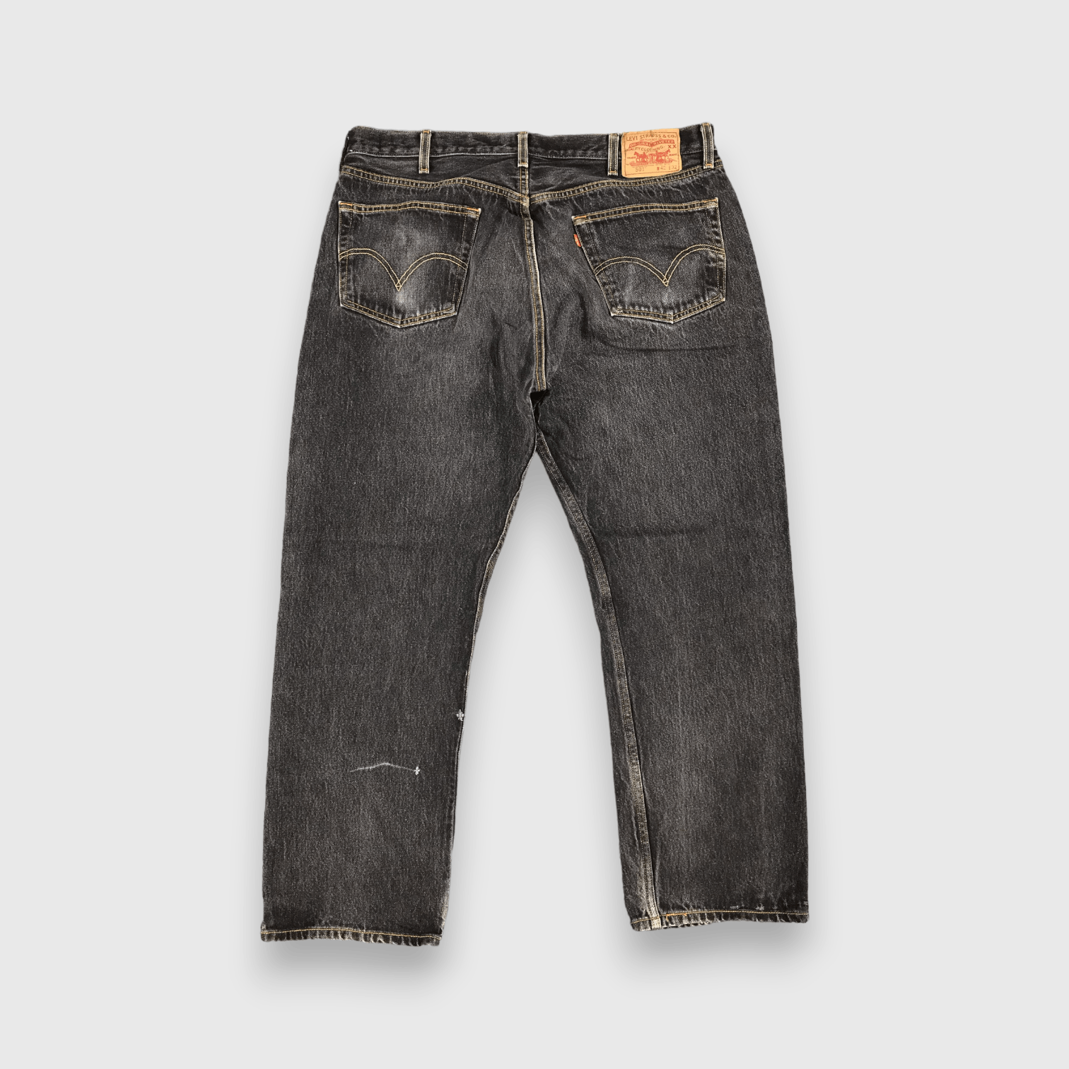 Levi's Faded Vintage Levis 501 Jeans Dark Wash Denim-J1059 Size US 39 - 2 Thumbnail