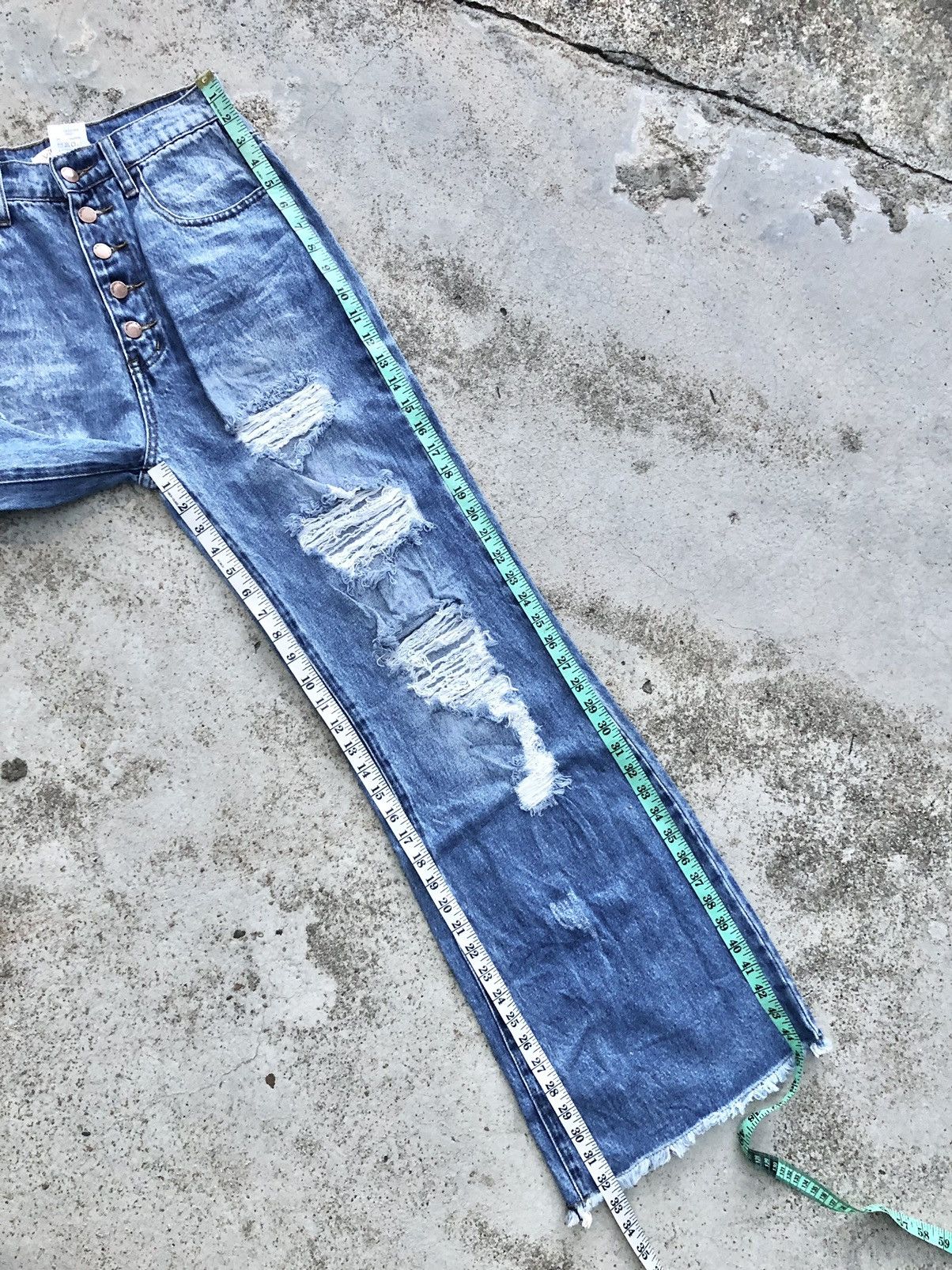 Hypebeast FLARED DISTRESSED DENIM BY VIBRANT M.I.U Size US 28 / EU 44 - 8 Thumbnail