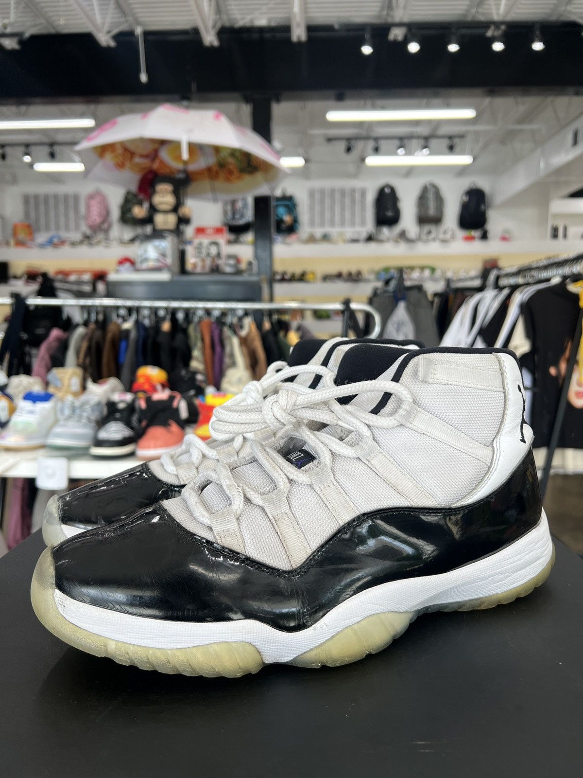 Jordan 11 concord retail hot sale