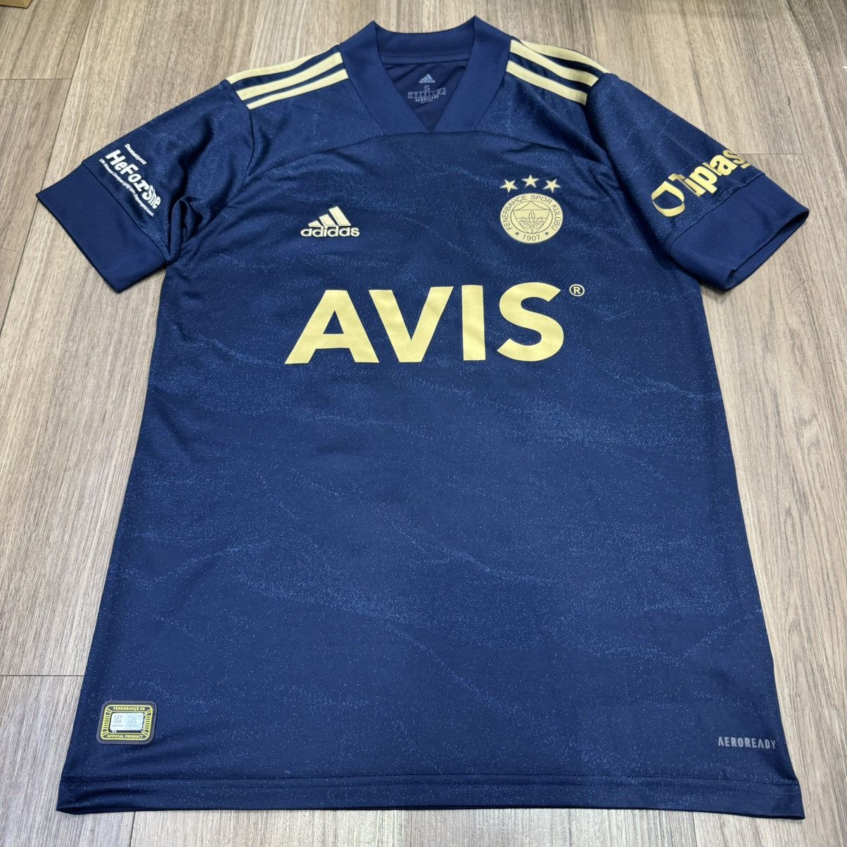 Adidas Fenerbahce 20/21 away shirt #67 ozil Size US S / EU 44-46 / 1 - 1 Thumbnail