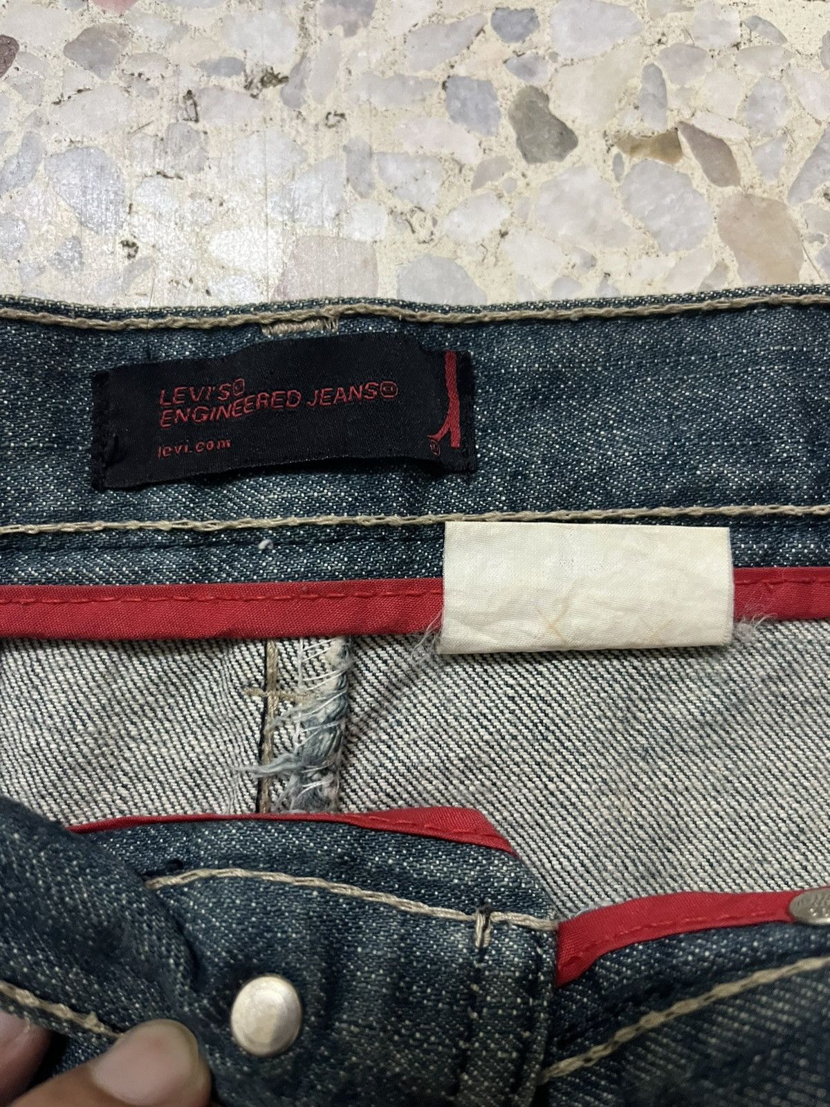 Levi's Vintage Clothing RARE LEVI’S ENGINEERED JEANS ASYMMETRICAL 2-TONE REWORKED Size US 32 / EU 48 - 5 Thumbnail