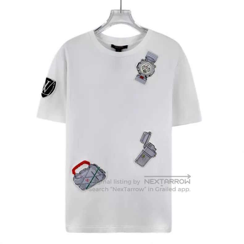 Louis Vuitton Louis Vuitton White watch badge embroidered cotton crew ne Size US M / EU 48-50 / 2 - 1 Thumbnail