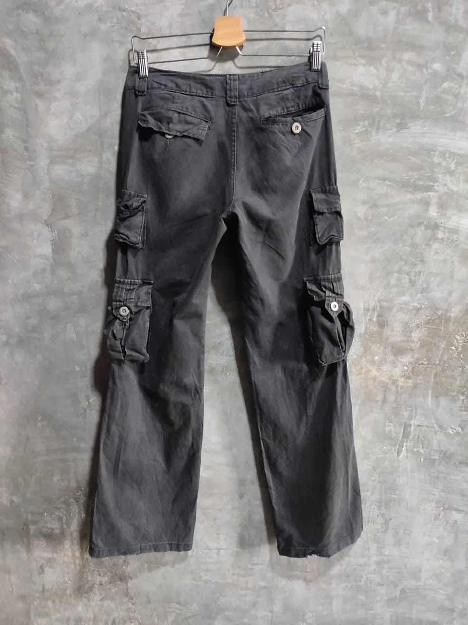 Other Valley black wash Cargo 3D Multipocket Low rise Pants Size US 29 - 4 Thumbnail