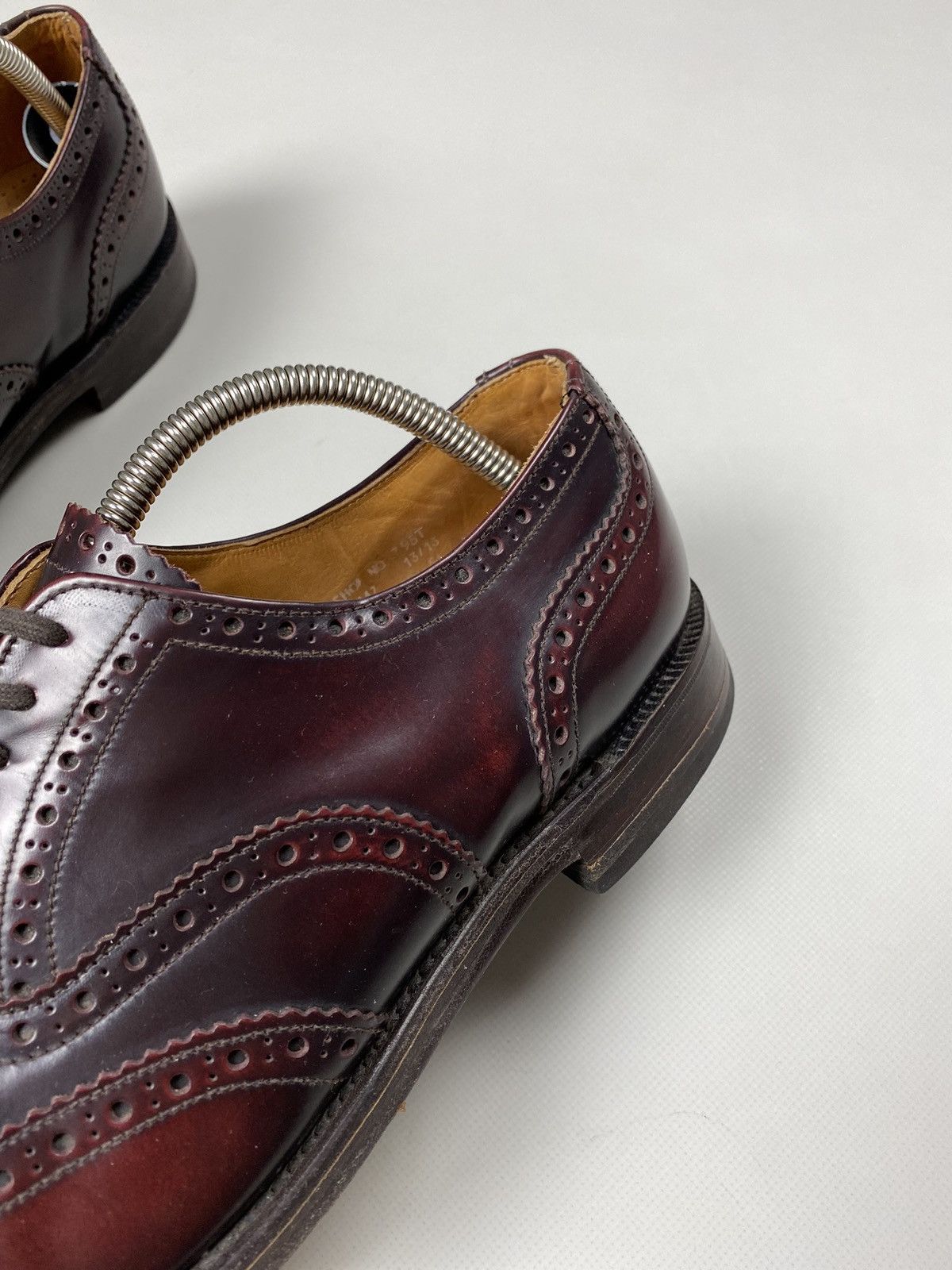 Loake Loake men’s leather brogue shoes size UK 9.5 / US 10.5 Size US 10.5 / EU 43-44 - 12 Thumbnail