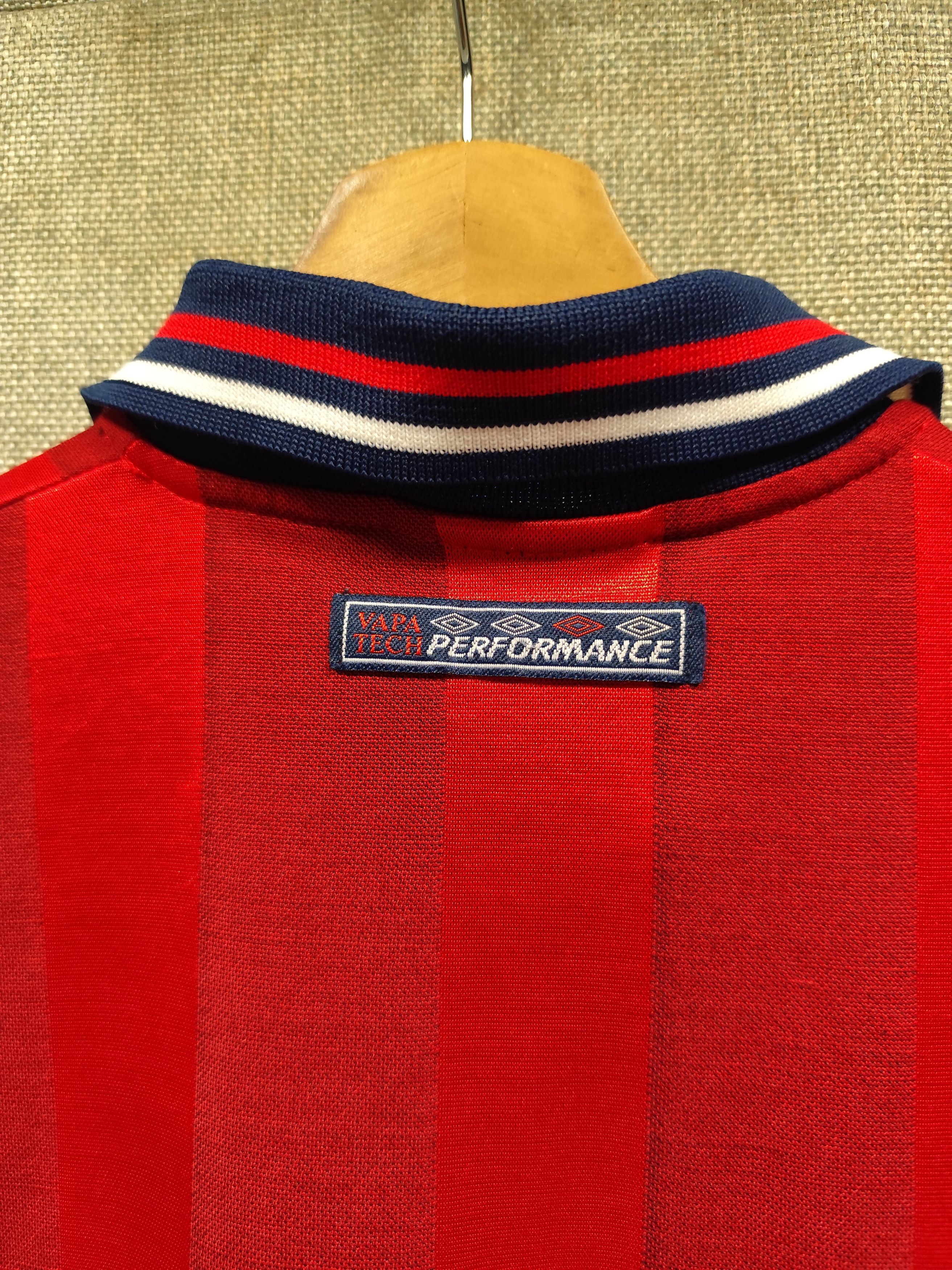 Umbro × Vintage Umbro England 1997/98 Away Soccer Jersey Football Shirt Size US L / EU 52-54 / 3 - 3 Thumbnail