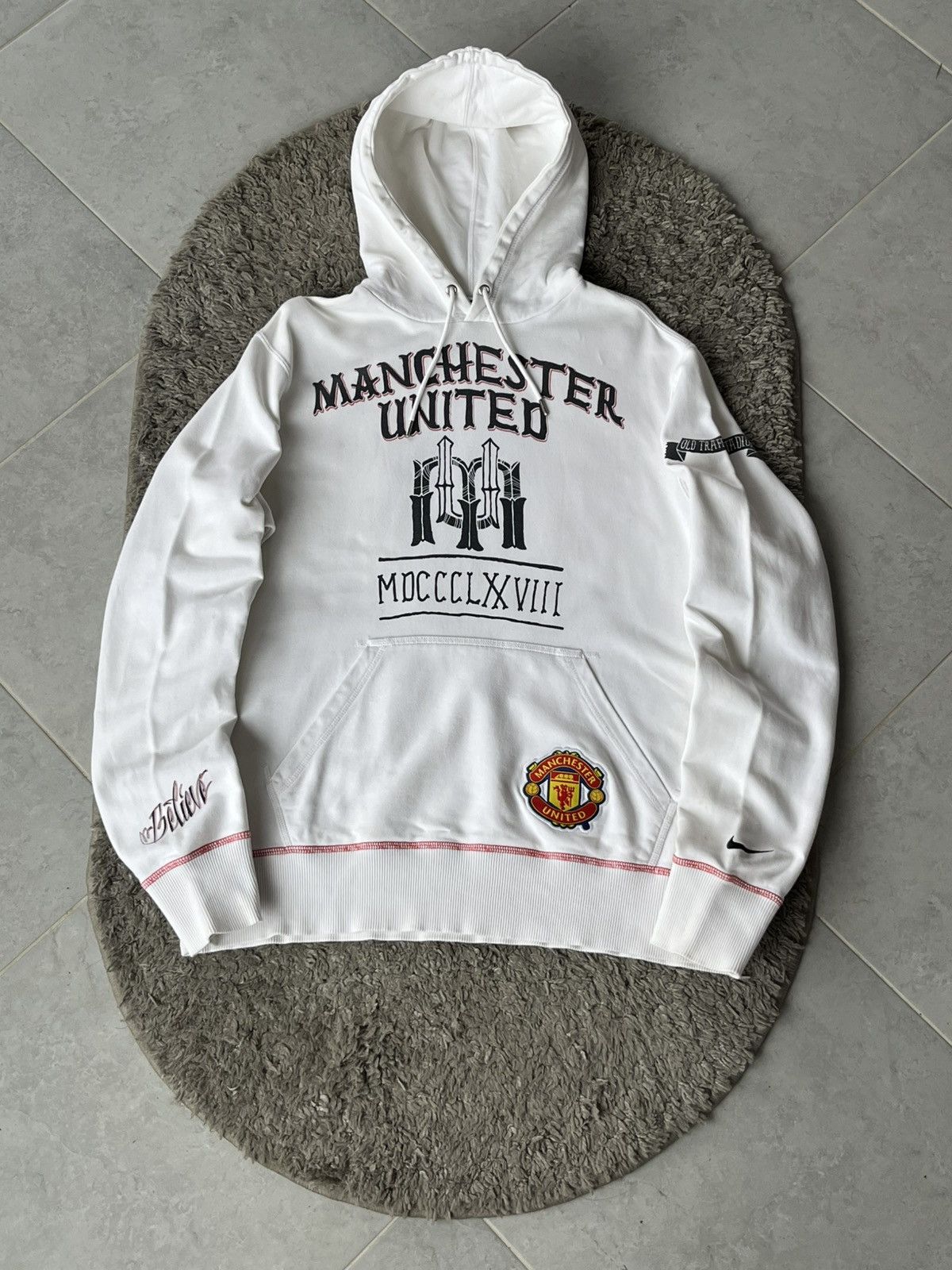 Nike Vintage Nike Hoodie Soccer Football Manchester United believ Size US M / EU 48-50 / 2 - 1 Thumbnail