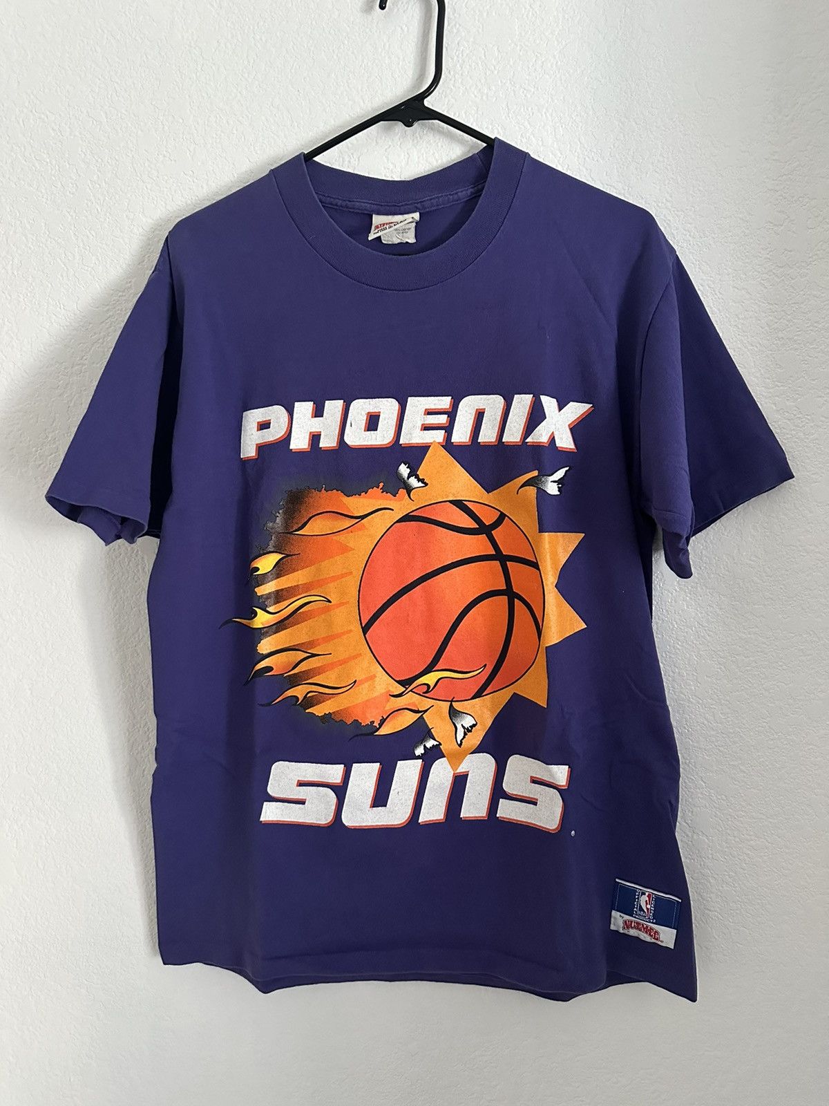 Nutmeg Vintage Phoenix Suns "Will Scorch You" Double-side 90's Tee Size US L / EU 52-54 / 3 - 1 Thumbnail