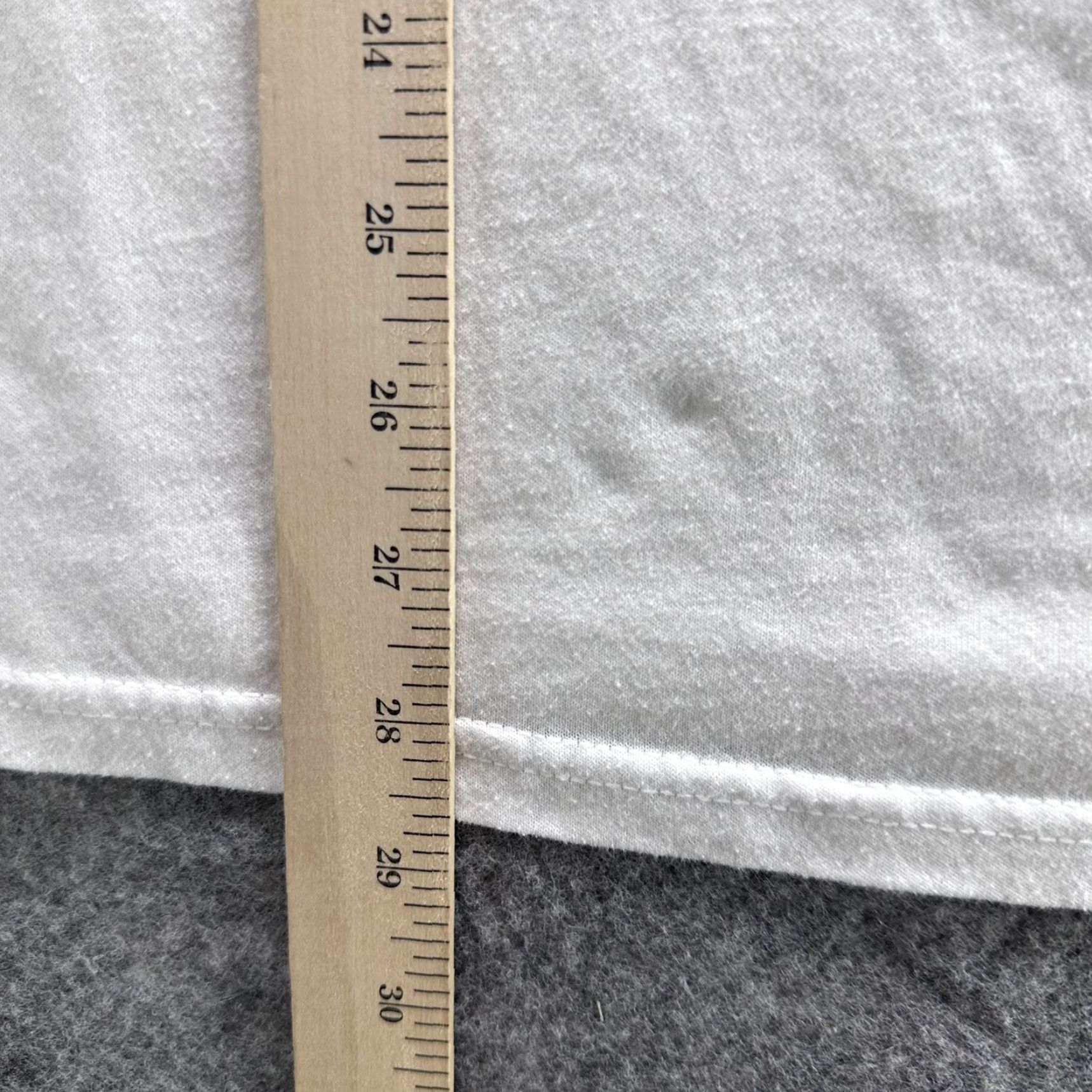 Hanes VINTAGE Hanes White Classic Car Show Shirt Mens XL White Graphic 2004 Event Tee Size US XL / EU 56 / 4 - 5 Thumbnail