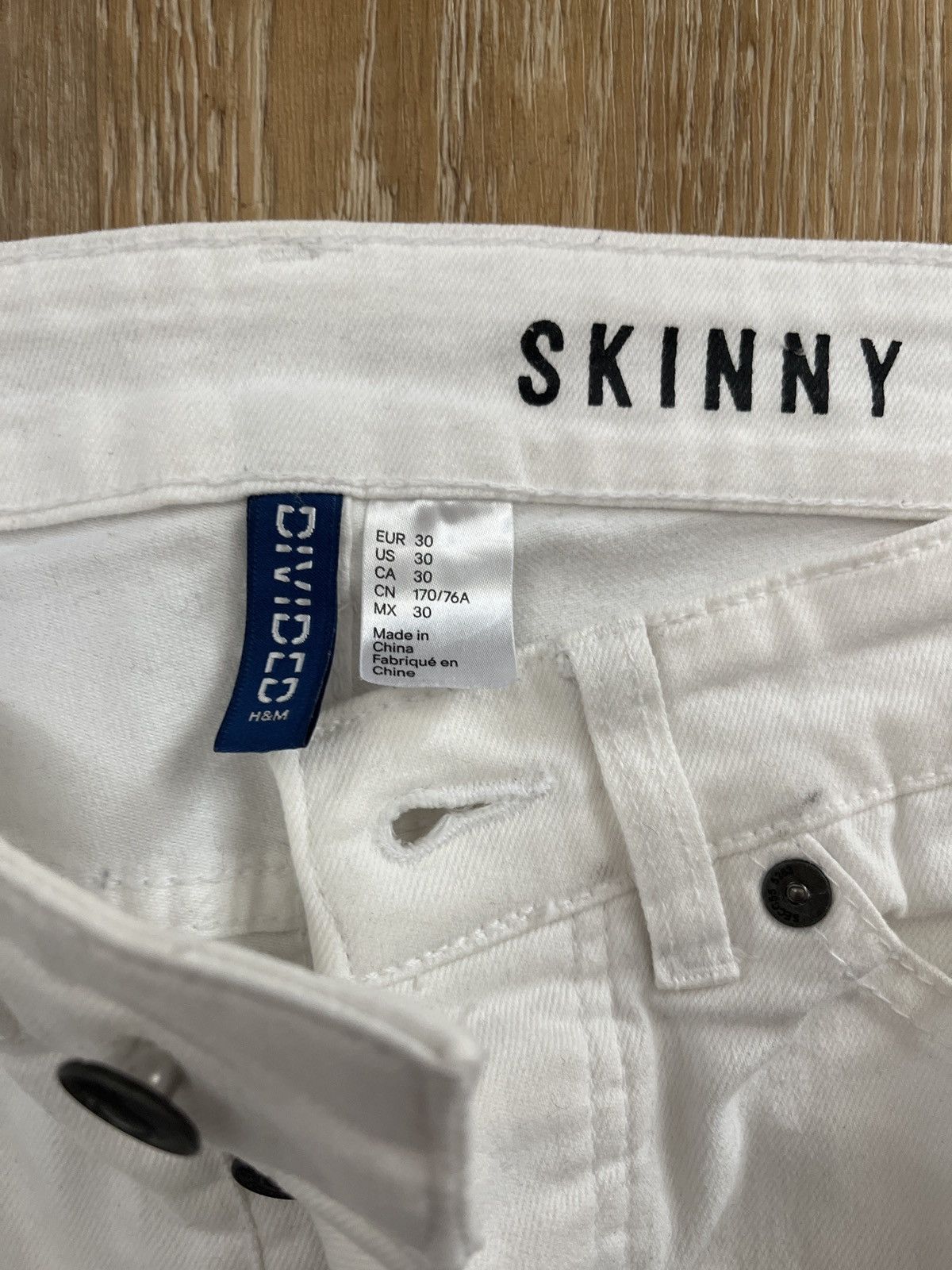 Divided × H&M H&M Divided Skinny white biker jeans size 30 Size US 30 / EU 46 - 3 Thumbnail