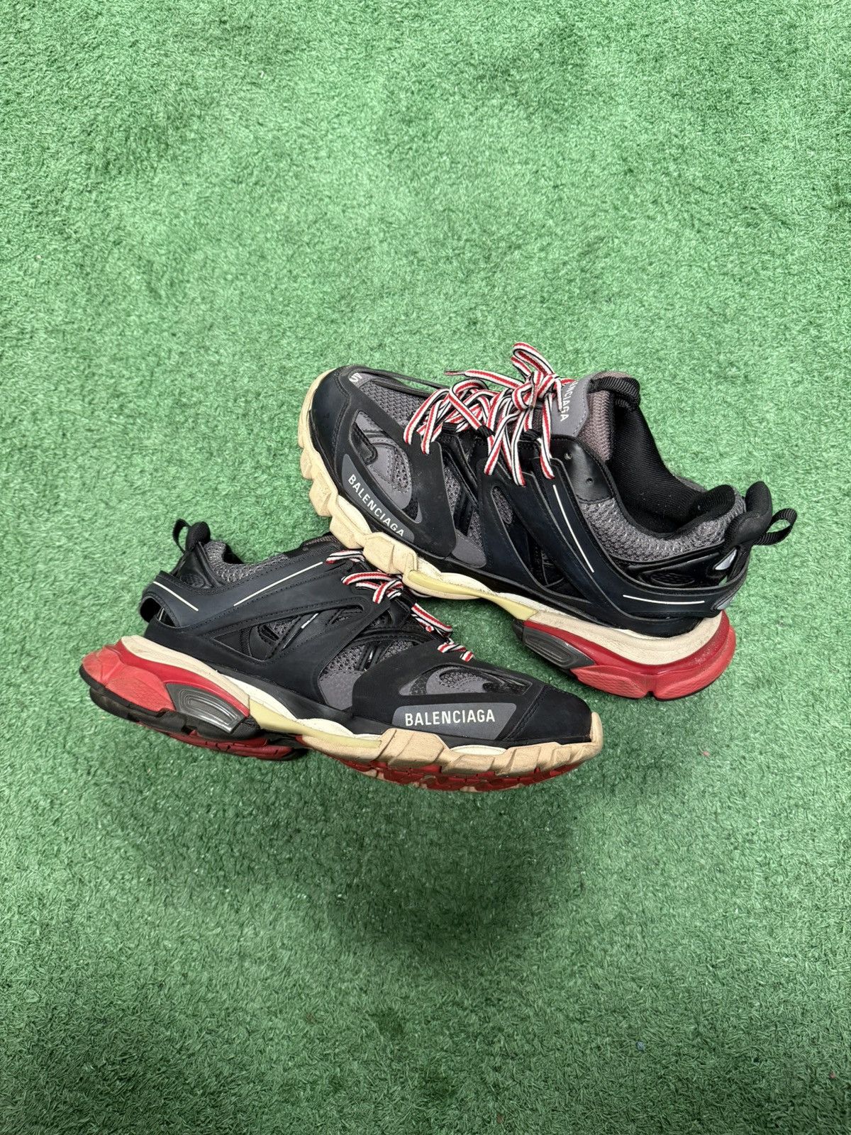 Balenciaga Balenciaga track sneakers size 40 Size US 7 / EU 40 - 1 Thumbnail