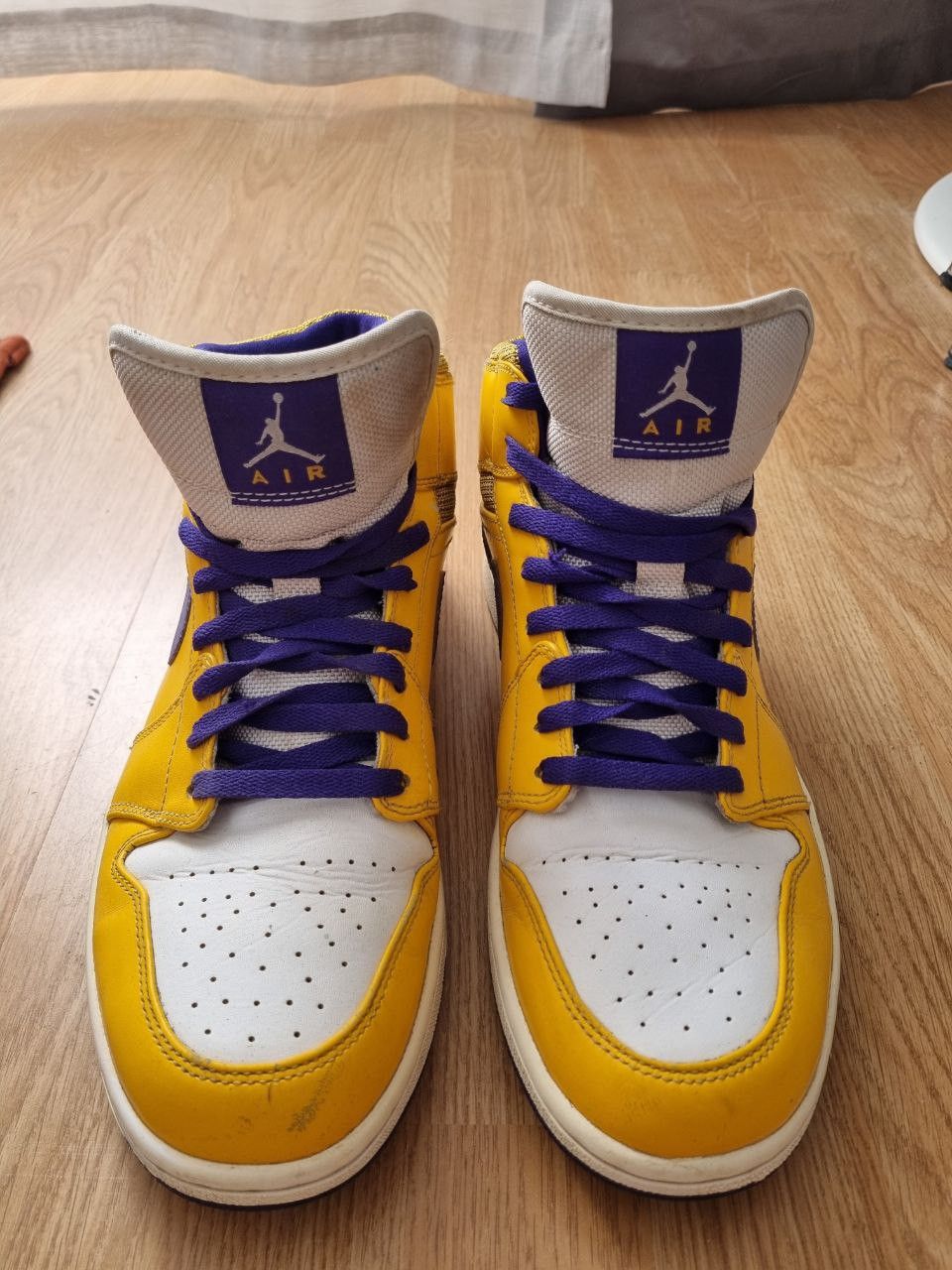 Jordan Brand Jordan 1 Mid Lakers Size US 11 / EU 44 - 4 Thumbnail