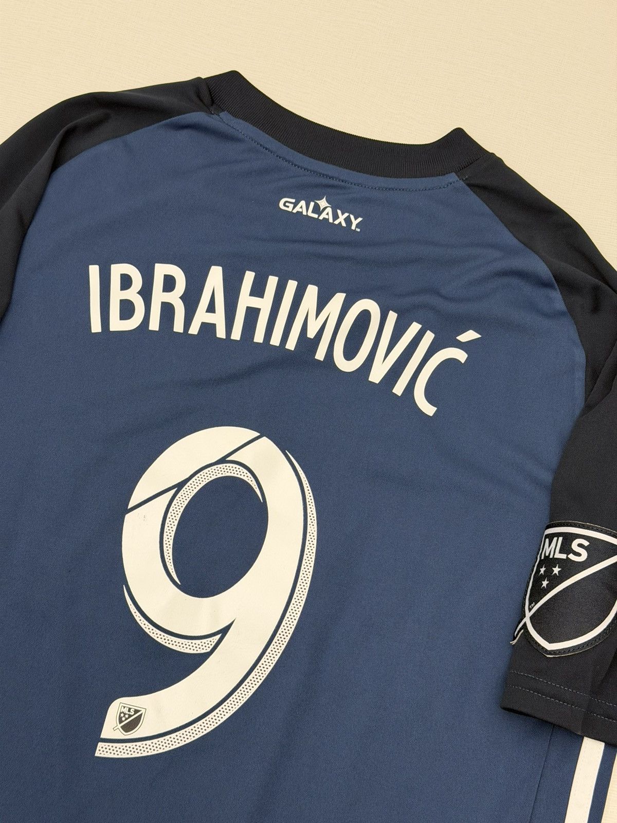 Adidas Adidas LA Galaxy Away Ibrahimovic 9 Navy Size Youth Large Size US XS / EU 42 / 0 - 4 Thumbnail