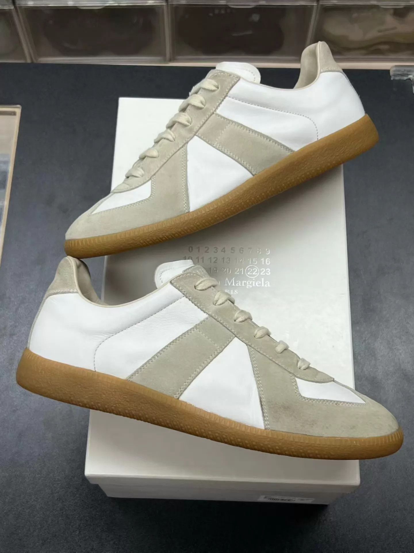 Maison Margiela Maison Margiela Gray/White Low Top Sneaker 40 EU Size US 7 / EU 40 - 5 Thumbnail