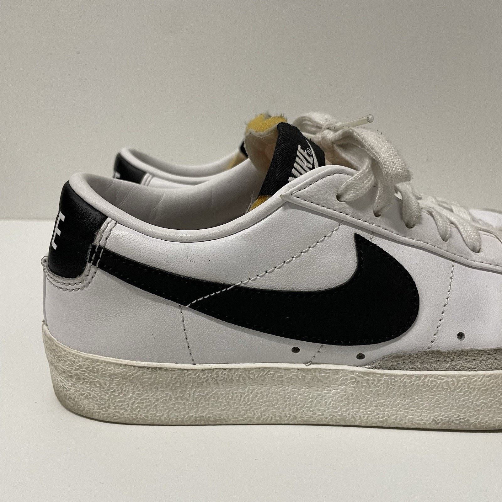 Nike Nike Blazer Low 77 Vintage Shoes White Black Sneakers SZ 11 Size US 11 / EU 44 - 6 Thumbnail