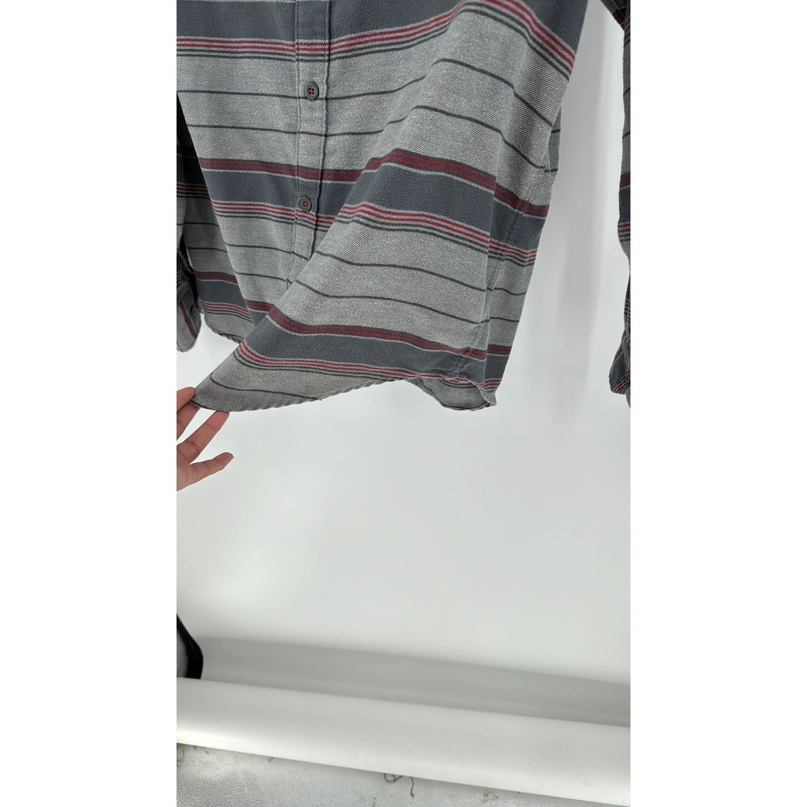 Marmot Marmot gray red Striped button down wool blend gorpcore XL Size US XL / EU 56 / 4 - 8 Thumbnail