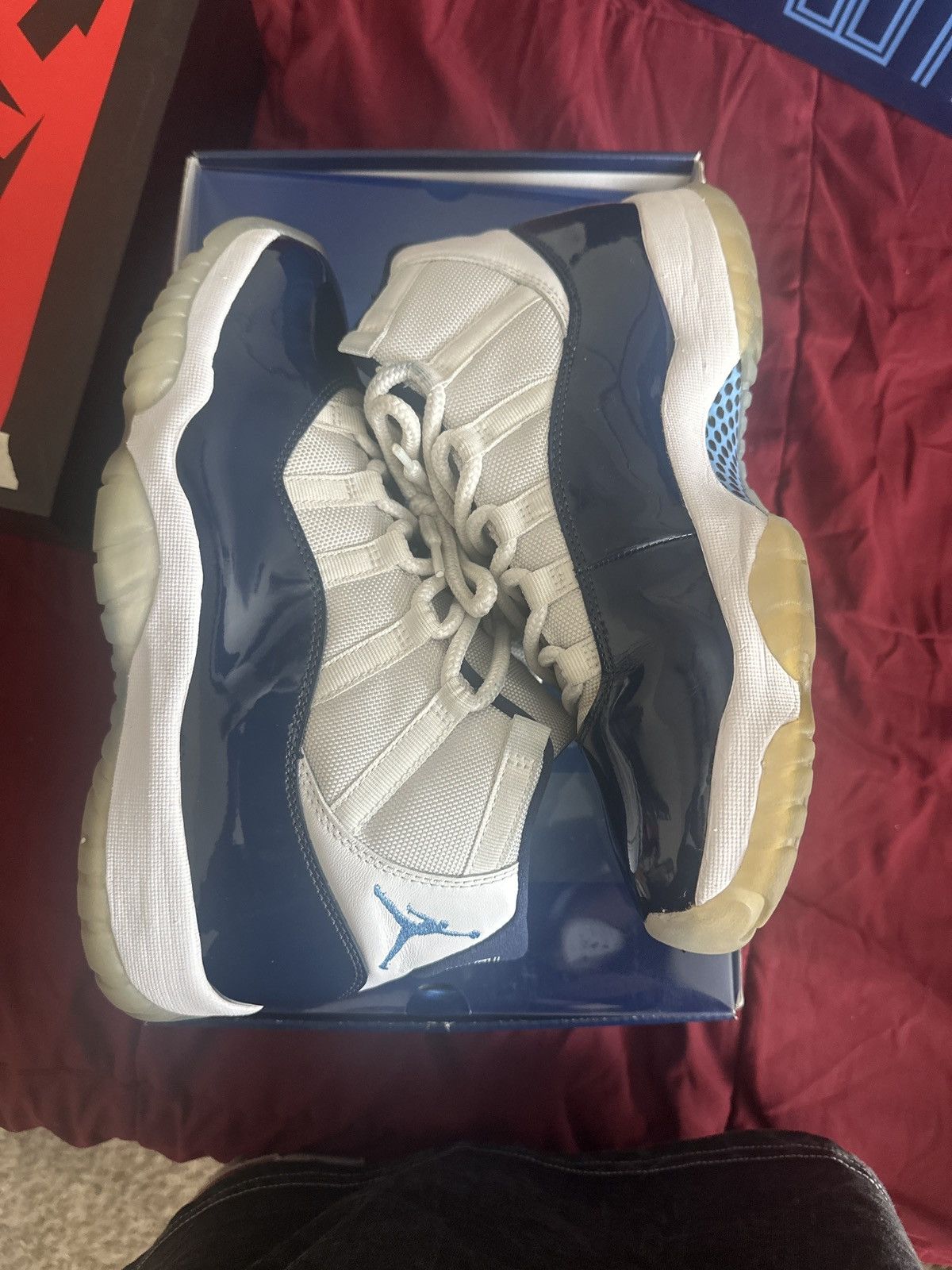 Jordan Brand Air Jordan 11 UNC Win Like 82 Size US 9.5 / EU 42-43 - 2 Thumbnail