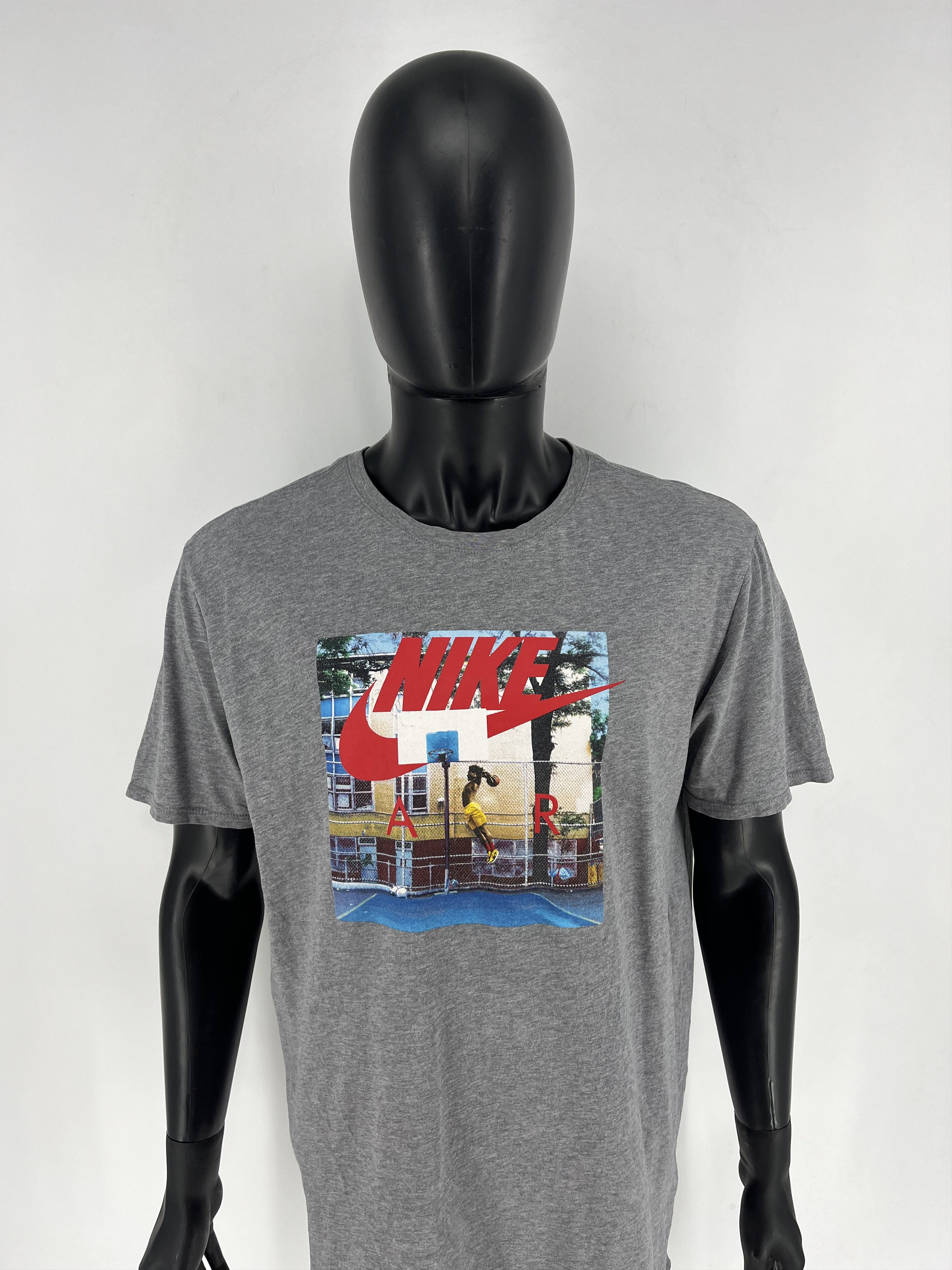 Nike Vintage Y2K Nike Air Center Swoosh Logo T-Shirt Size US XL / EU 56 / 4 - 6 Thumbnail