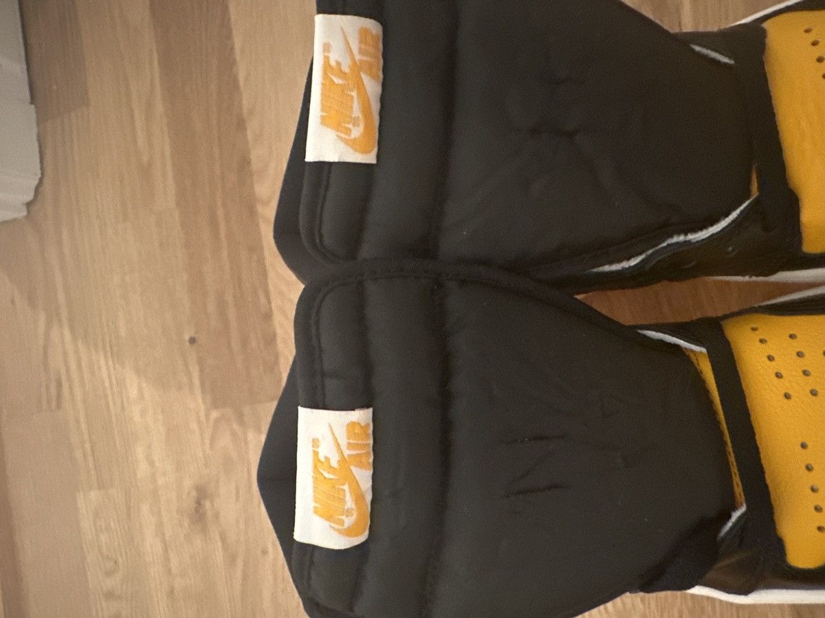 Jordan Brand × Nike Jordan 1 Taxi Size US 7.5 / EU 40-41 - 9 Thumbnail