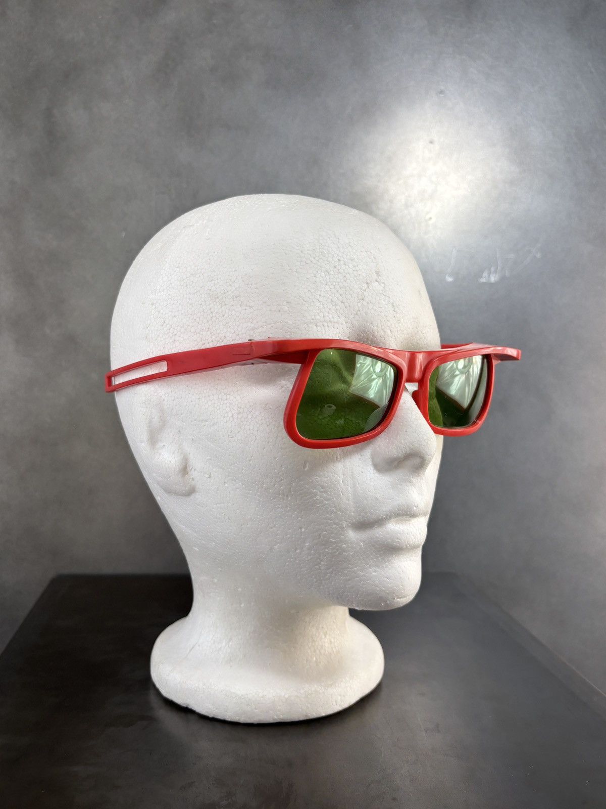 American Optical × Polaroid × Vintage 1950s American Optical Sunglasses True Vintage Polaroid 1951 Size ONE SIZE - 14 Thumbnail