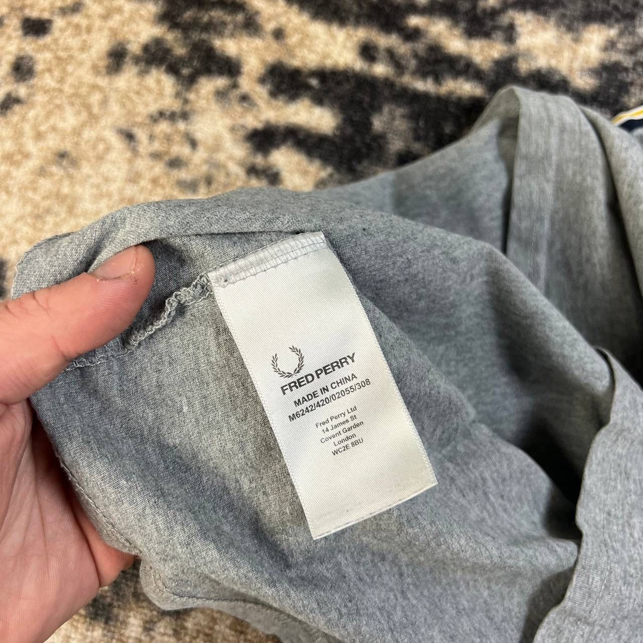 Fred Perry Fred Perry Mini Logo Luxury T-Shirt Streetwear Style 1TS39 Size US S / EU 44-46 / 1 - 5 Thumbnail