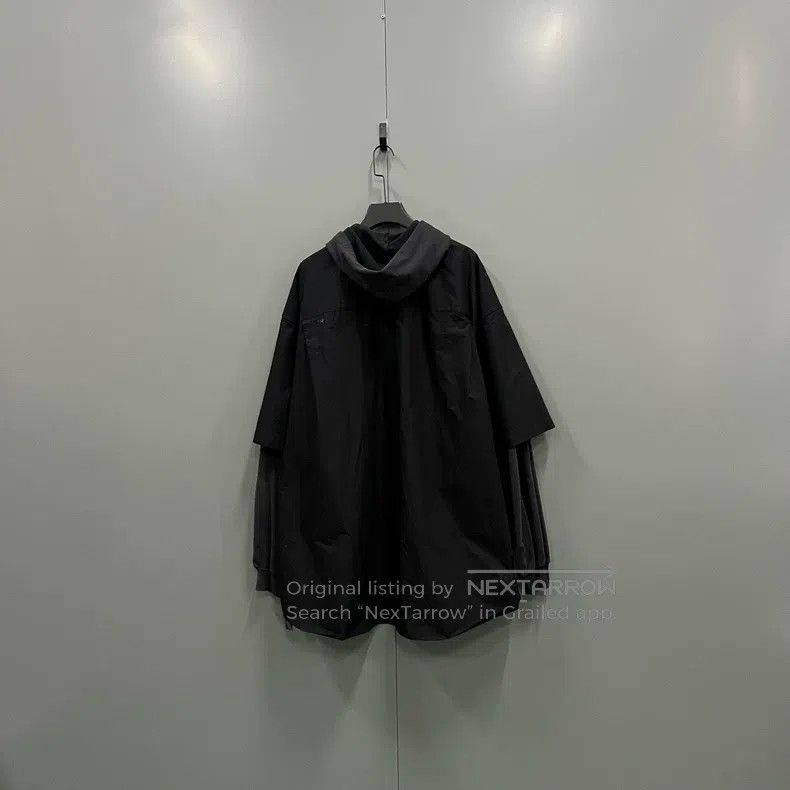 Balenciaga Balenciaga size 39 Black Embroidered Logo Asymmetrical Hoo Size US L / EU 52-54 / 3 - 2 Thumbnail