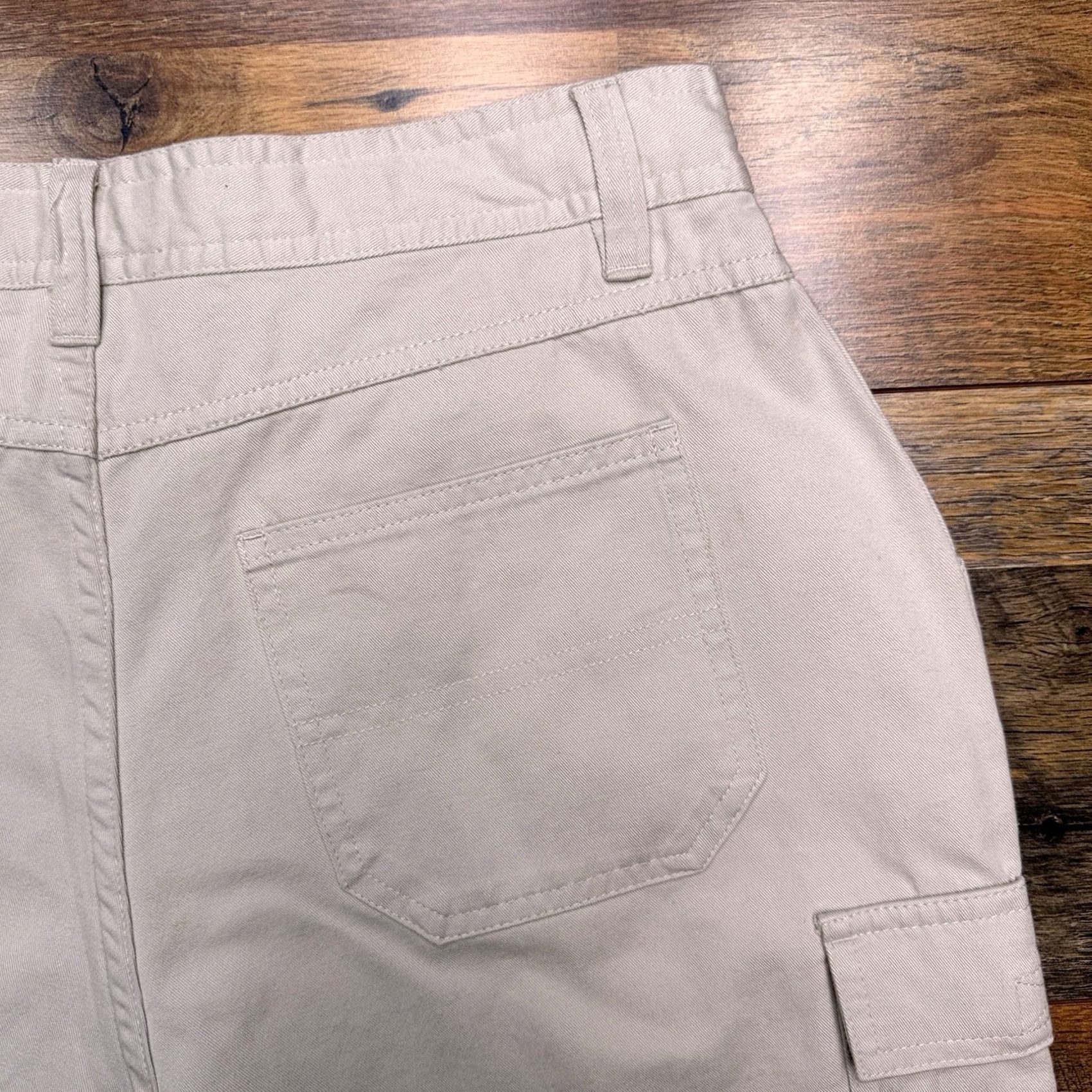 Vintage Sonoma Cargo Short Womens 8P Petite Khaki Brown High Rise Drawstring New Size 30" / US 8 / IT 44 - 6 Thumbnail