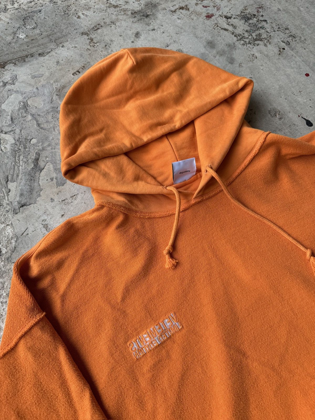 Vetements *RARE* GVASALIA VETEMENTS INSIDE OUR REVERSE HOODIE ORANGE Size US S / EU 44-46 / 1 - 2 Thumbnail