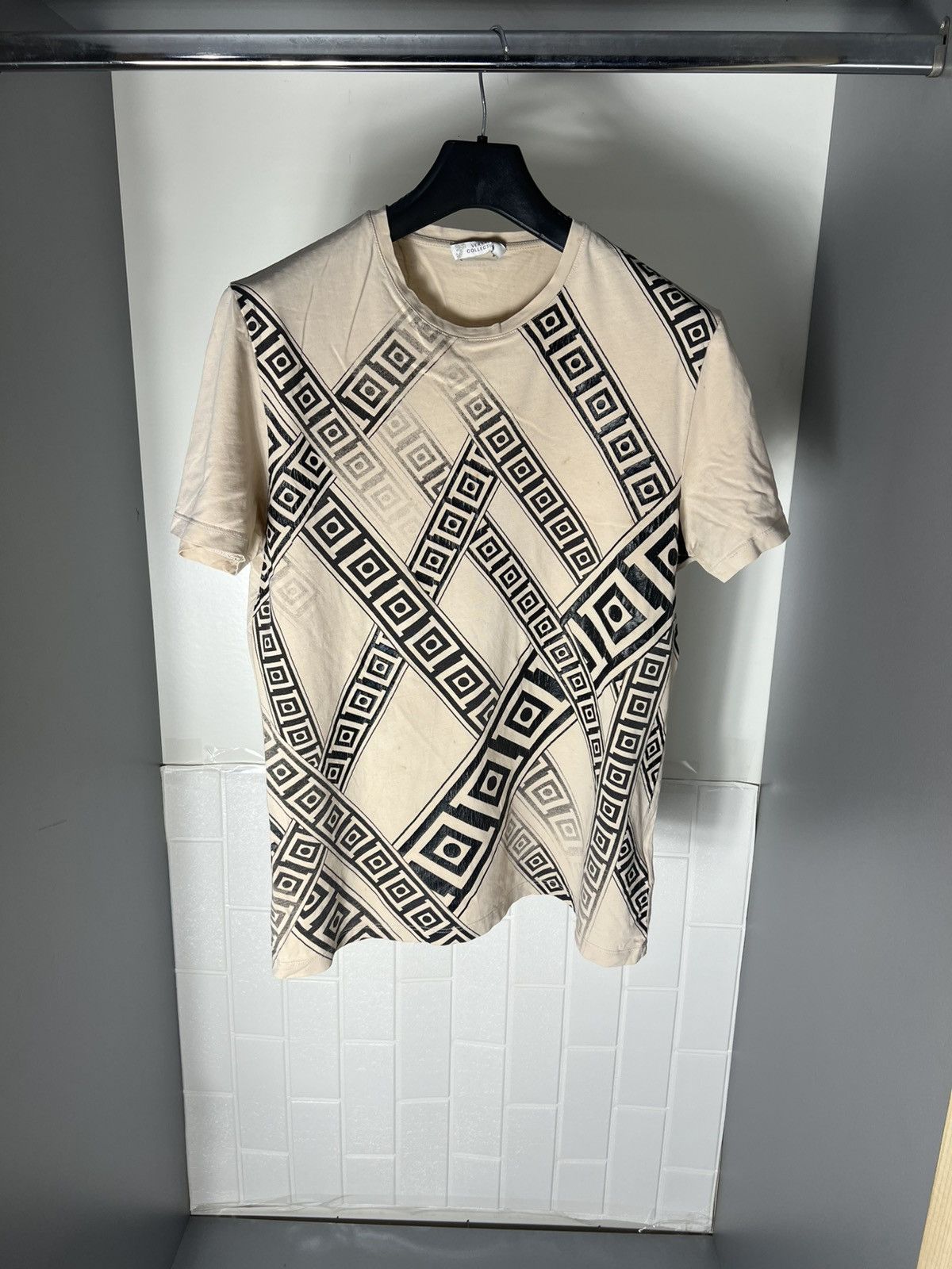 Versace × Vintage VERY RARE GIANNI VERSACE COLLECTION ITALIAN DESIGNER T-SHIRT Size US M / EU 48-50 / 2 - 1 Thumbnail