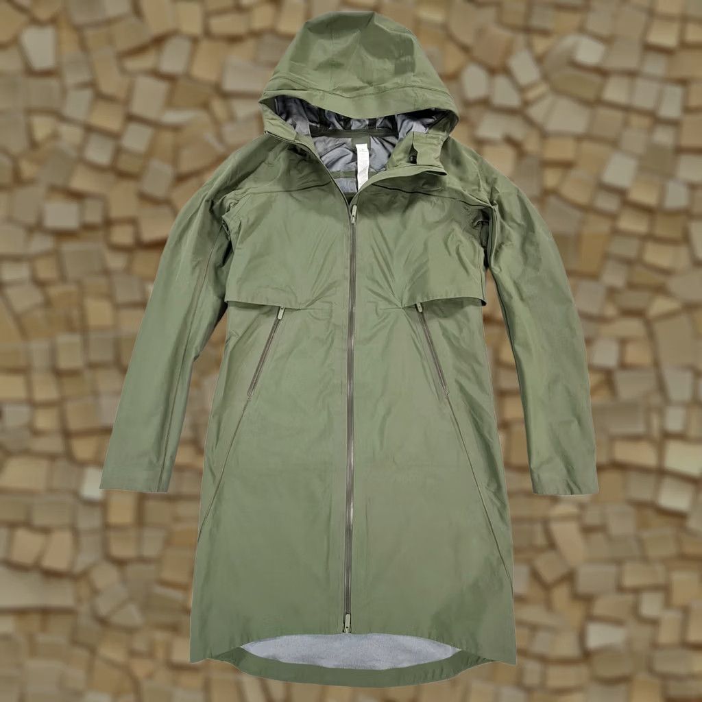 Lululemon Lululemon Womens Jacket Khaki Green 6 UK Rain Coat Waterproof Hooded Pockets Zipped Pockets Nylon Mid-Length Rain Coat Womens Size M / US 6-8 / IT 42-44 - 1 Thumbnail