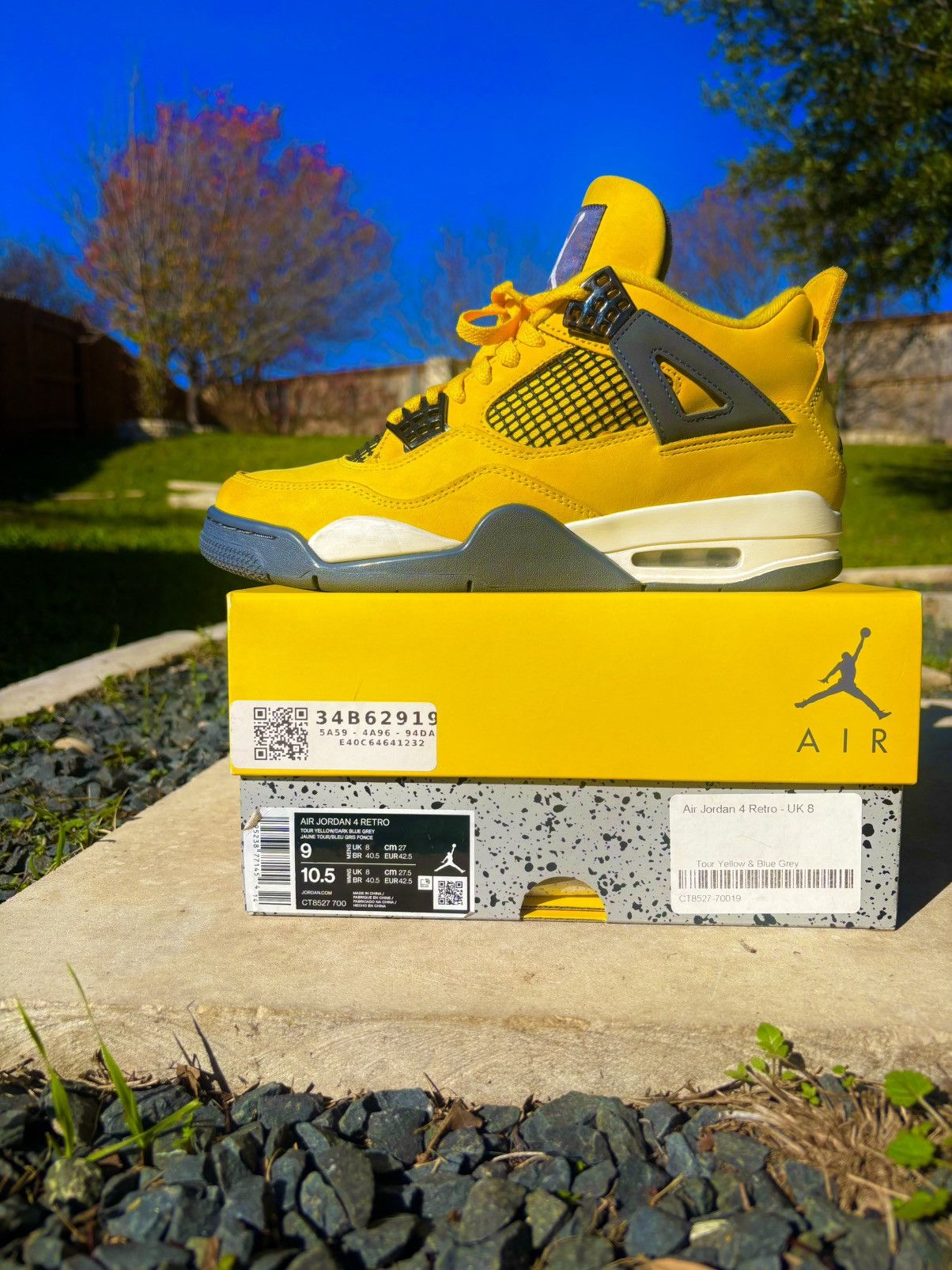 Jordan Brand Air Jordan 4 “Yellow Lightning” Size US 9 / EU 42 - 9 Thumbnail