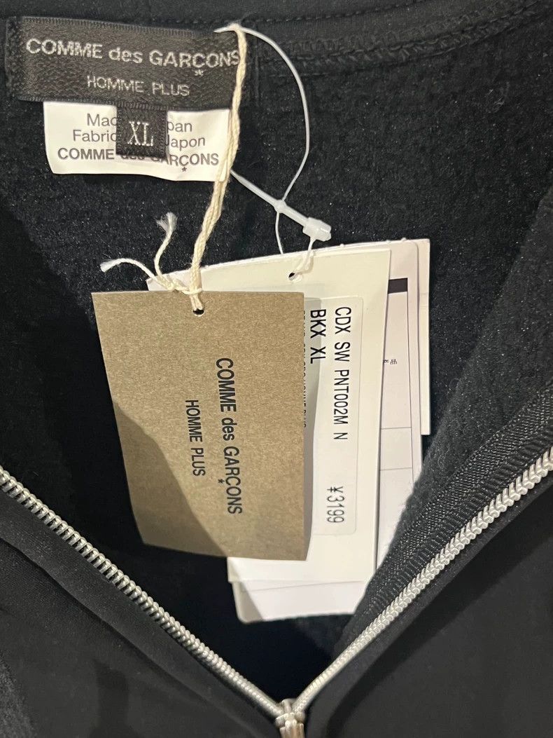 Comme des Garcons Comme Des Garcons Black hooded jacket 2505-Nextarrow Size US XL / EU 56 / 4 - 2 Thumbnail