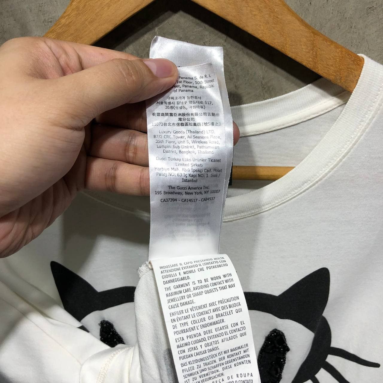 Gucci Gucci Cat eye Diamond Nail print tee Size US S / EU 44-46 / 1 - 13 Thumbnail