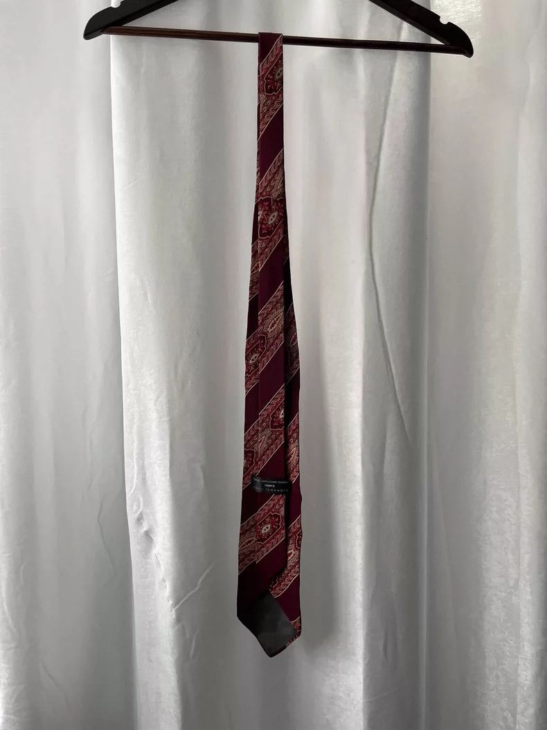 Yohji Yamamoto yohji Yamamoto Red tie with small national pattern tie Size ONE SIZE - 2 Thumbnail