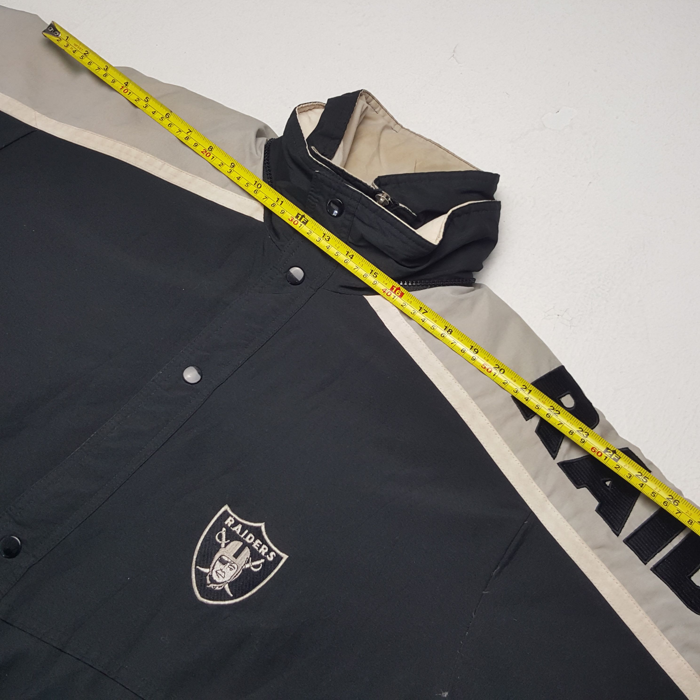NFL × Vintage Vintage NFL X Raiders Windbreaker Long Jacket Size US L / EU 52-54 / 3 - 5 Thumbnail