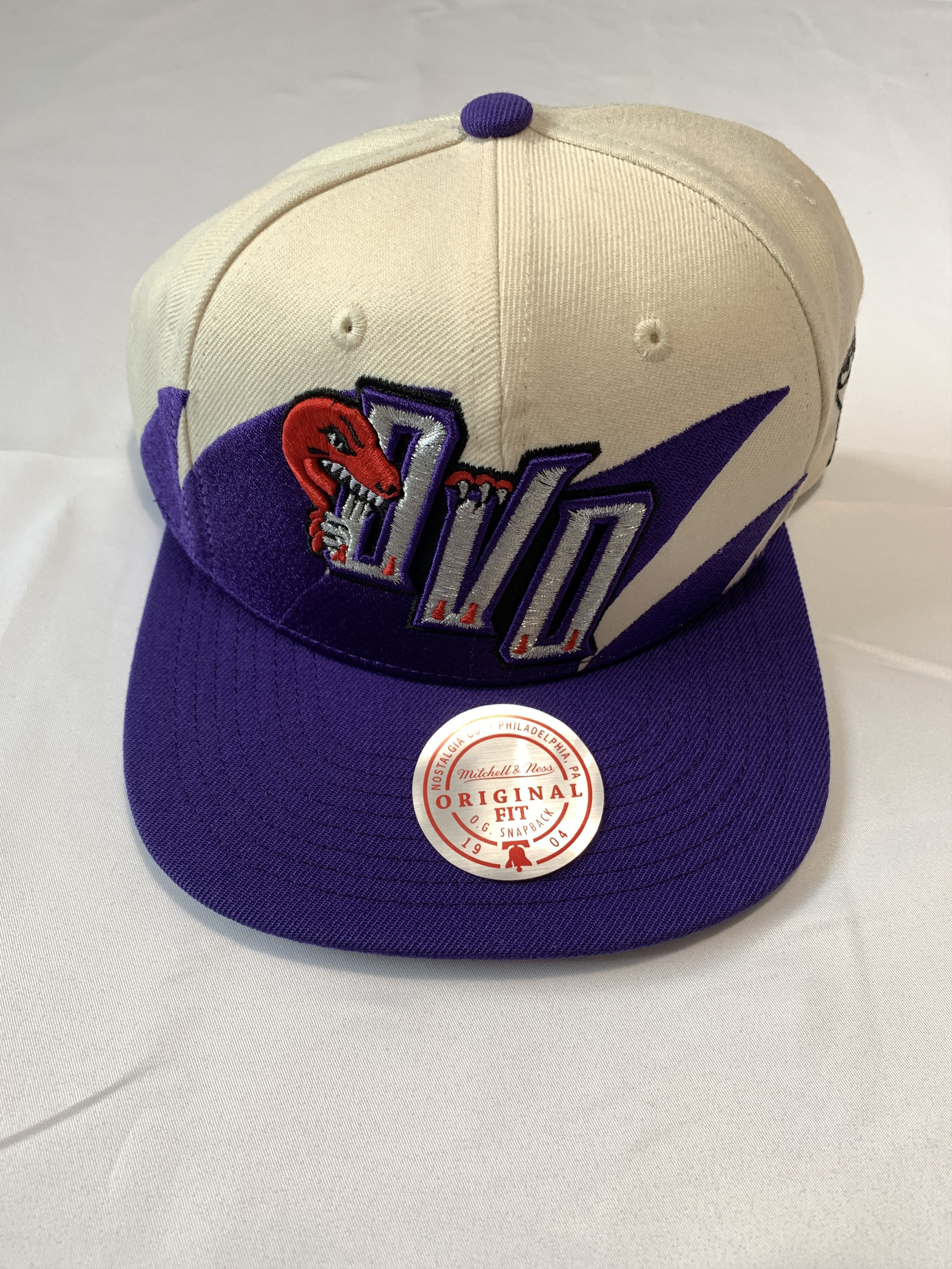 Drake OVO X Mitchell & Ness '95 Raptors OG Owl Hat Snapback Cap Size ONE SIZE - 1 Thumbnail