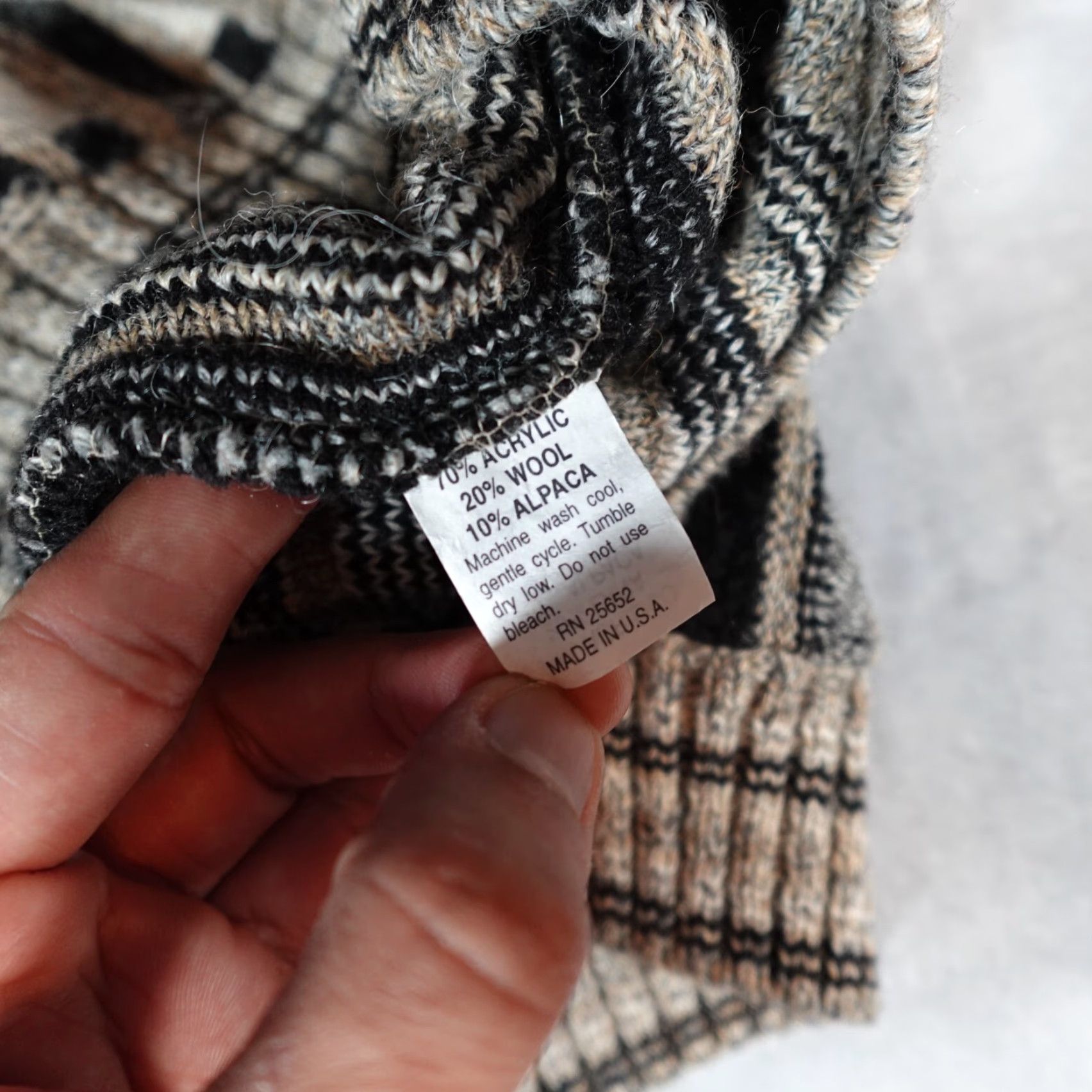 Vintage VINTAGE Protege Geometric Knit Sweater Mens XL Beige Wool Blend USA 90s Pullover Crew Neck *Note: keep original words only; no additions* Size US XL / EU 56 / 4 - 3 Thumbnail