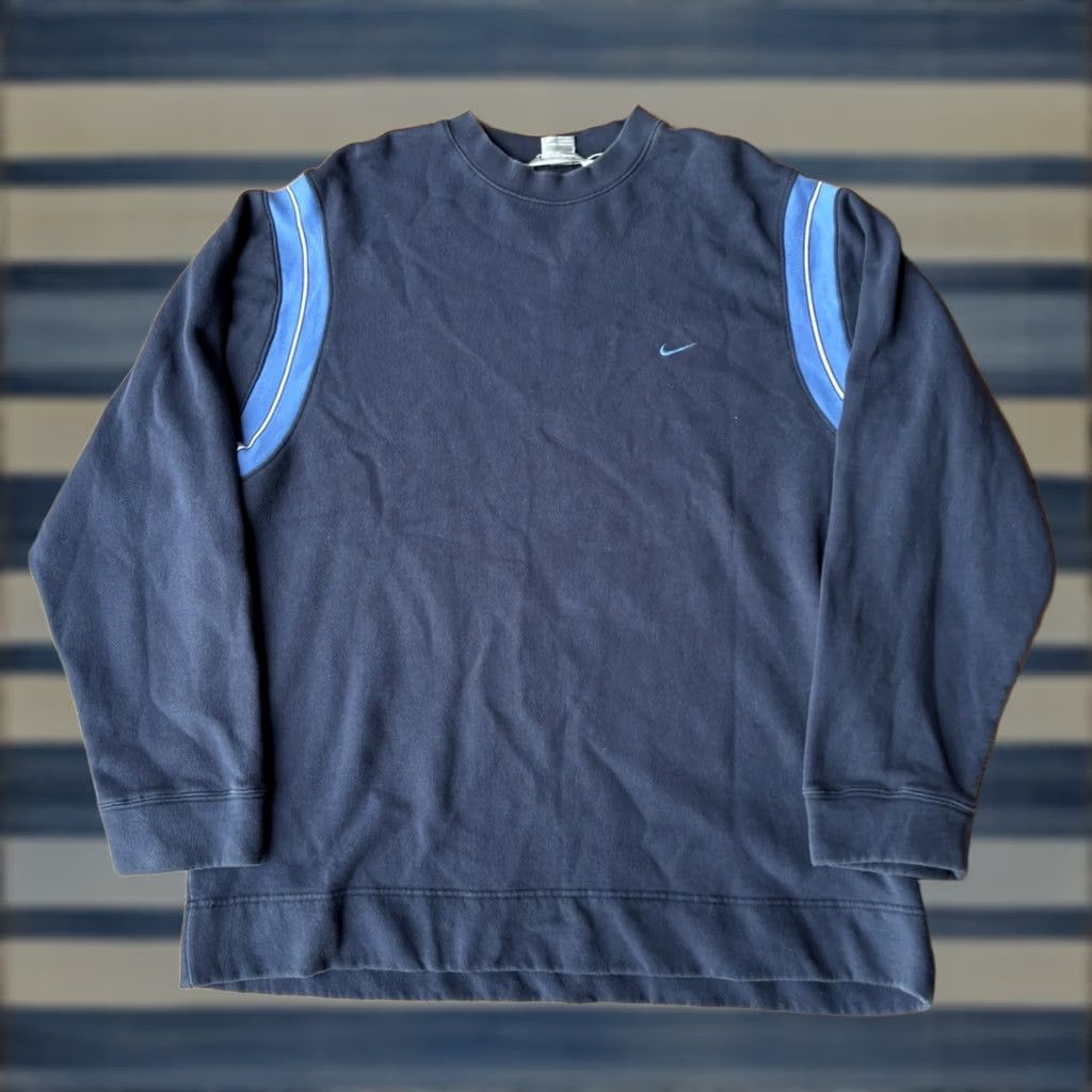 Nike VINTAGE Nike Swoosh Crewneck Sweatshirt 2XL Blue Logo Men Sweatshirt 90s Sports Size US XXL / EU 58 / 5 - 1 Thumbnail