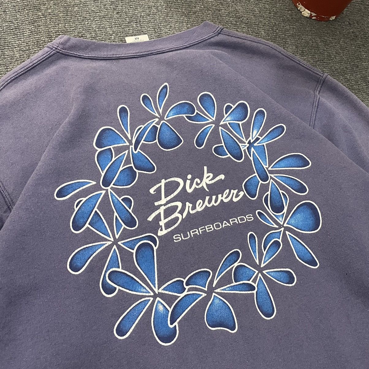 Vintage 1990s Dick Brewer Surfboards Sunfaded Sweatshirt Size US M / EU 48-50 / 2 - 2 Thumbnail