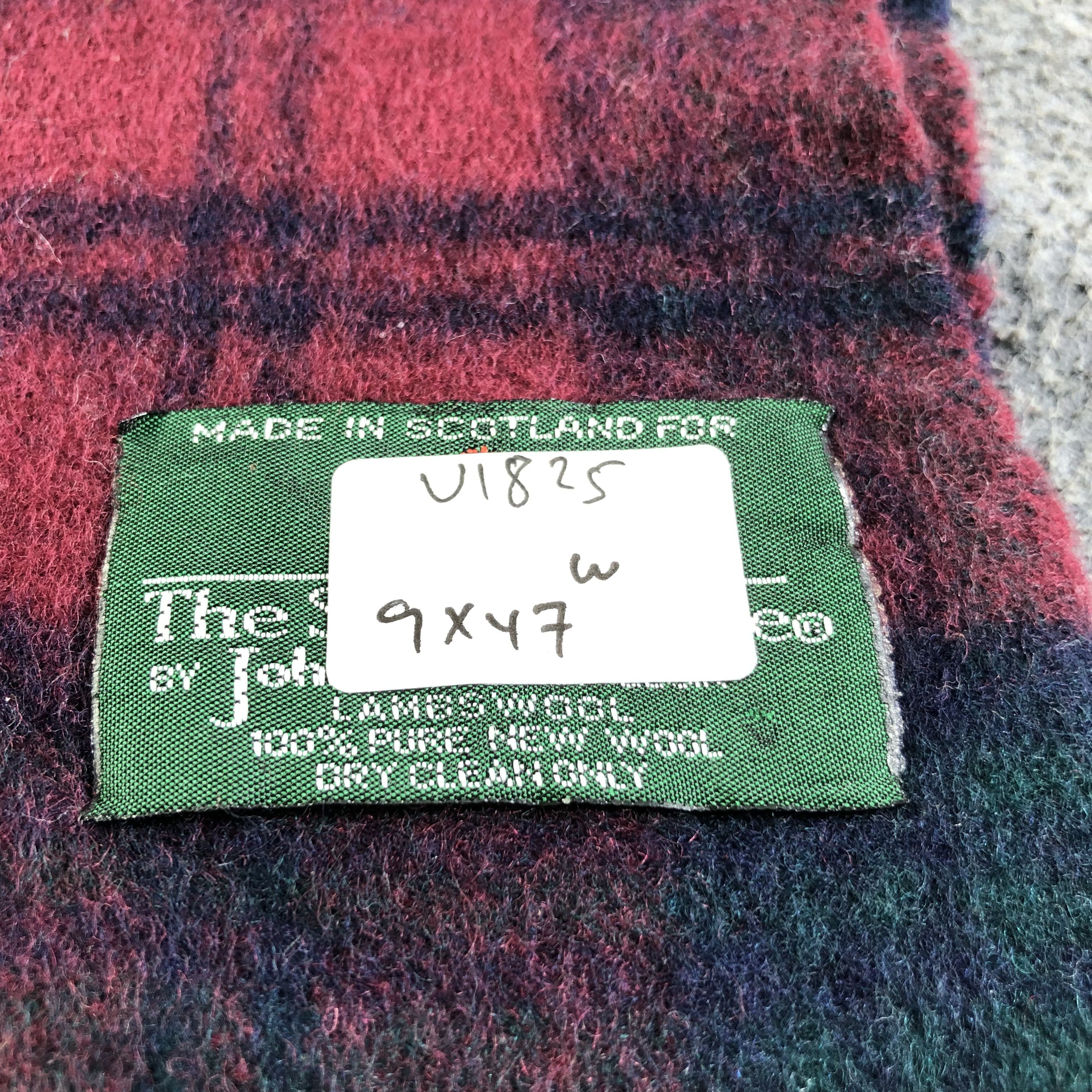Johnstons Of Elgin Johnstons Of Elgin Tartan Wool Scarf Muffler V1825 Size ONE SIZE - 5 Thumbnail